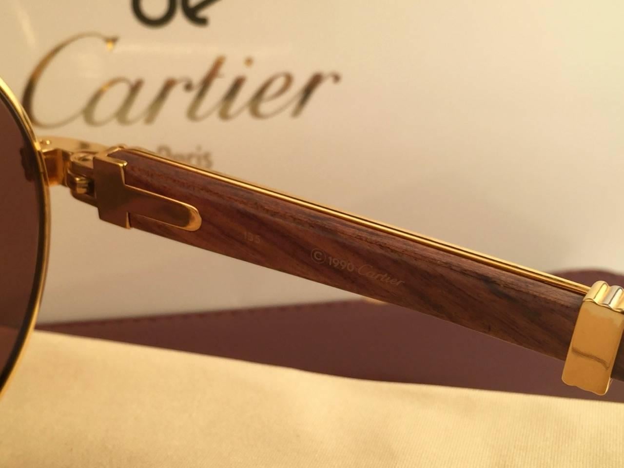 Women's or Men's Vintage Cartier Wood Bagatelle Round Gold & Precious Wood 55mm Brown Lens For Sale