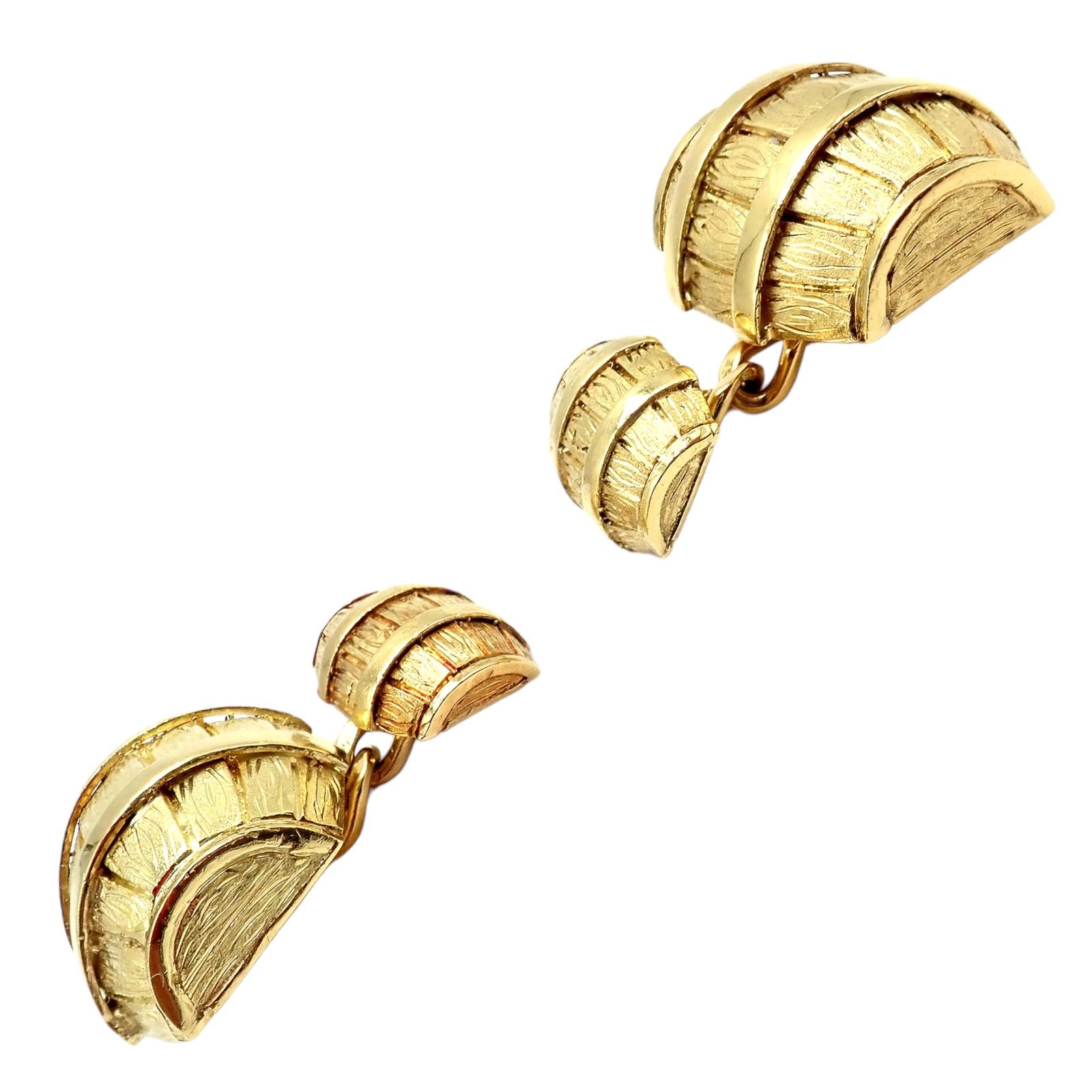 Vintage Cartier Yellow Gold Barrel Cufflinks in vendita 1