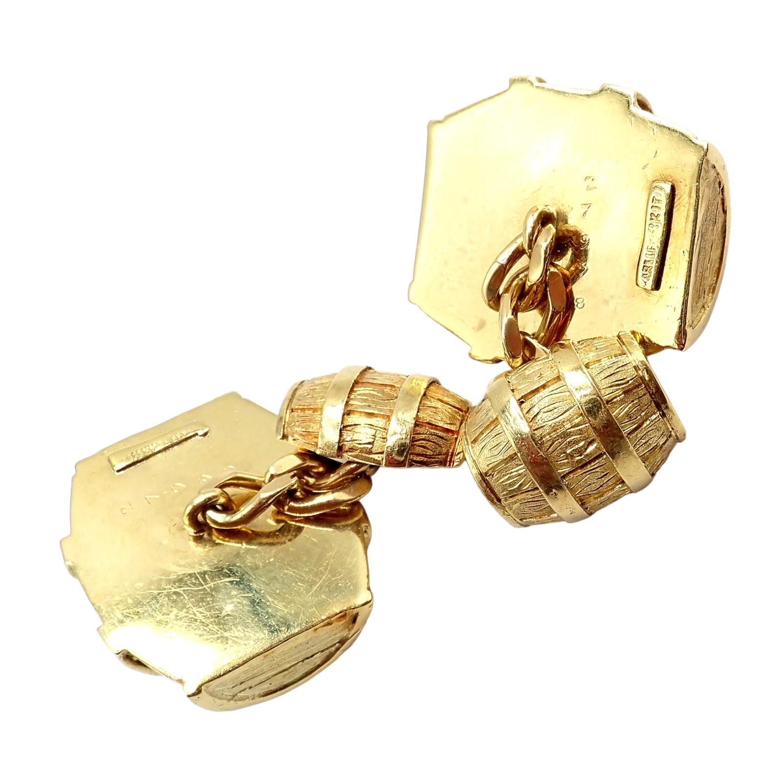 Vintage Cartier Yellow Gold Barrel Cufflinks in vendita 2