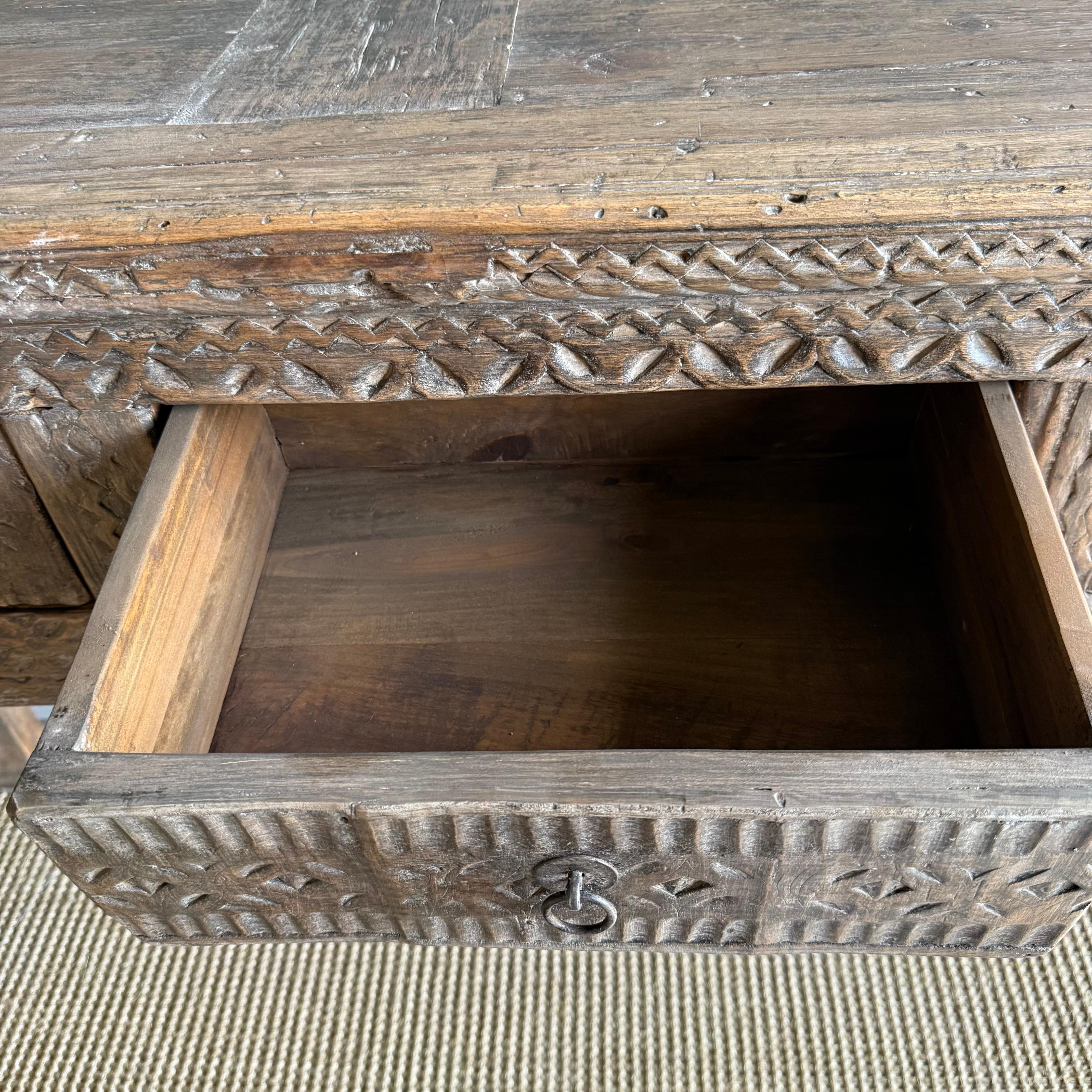 Vintage Carved 4 Drawer Console with Carvings For Sale 8