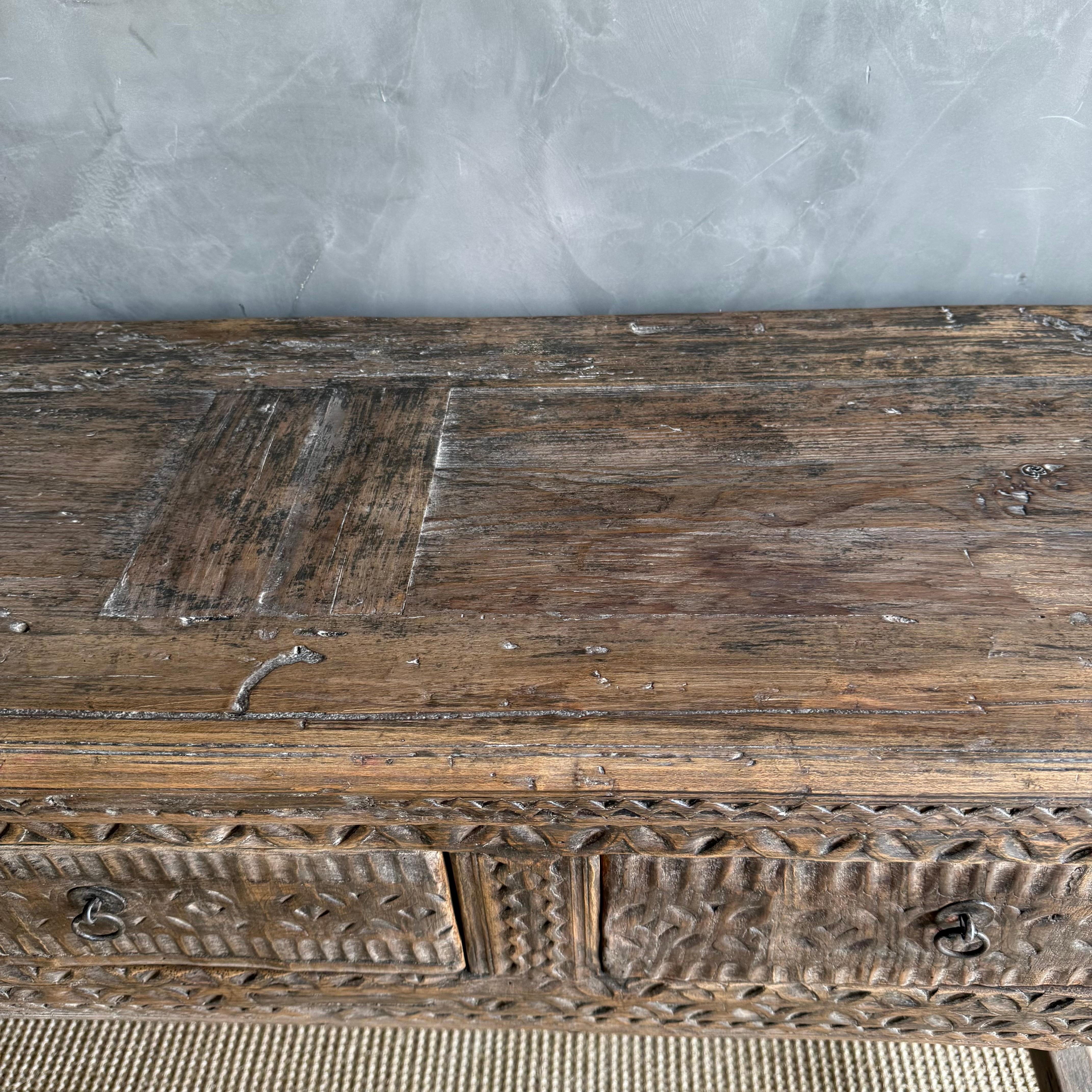 Vintage Carved 4 Drawer Console with Carvings For Sale 1