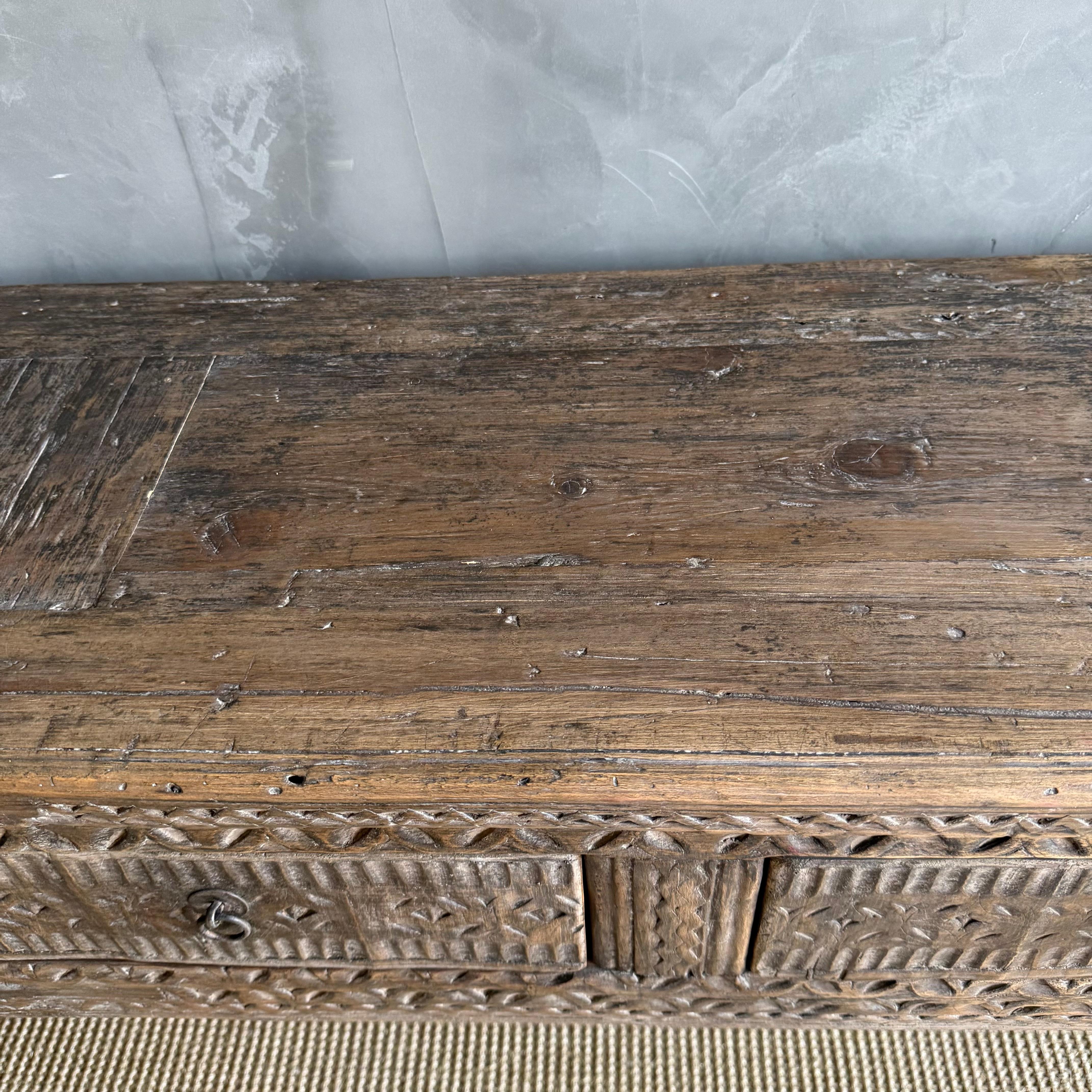 Vintage Carved 4 Drawer Console with Carvings For Sale 2