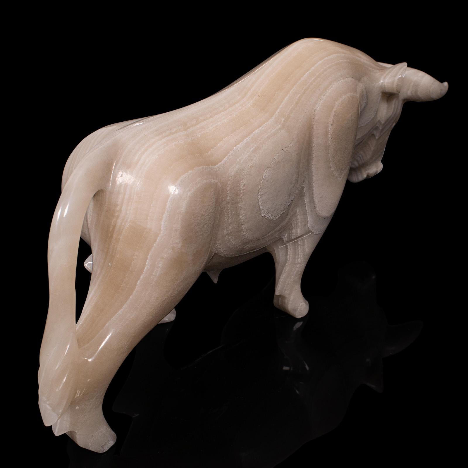 Vintage Carved Bull, English, White Onyx, Ornamental Display Figure, Circa 1950 In Good Condition In Hele, Devon, GB