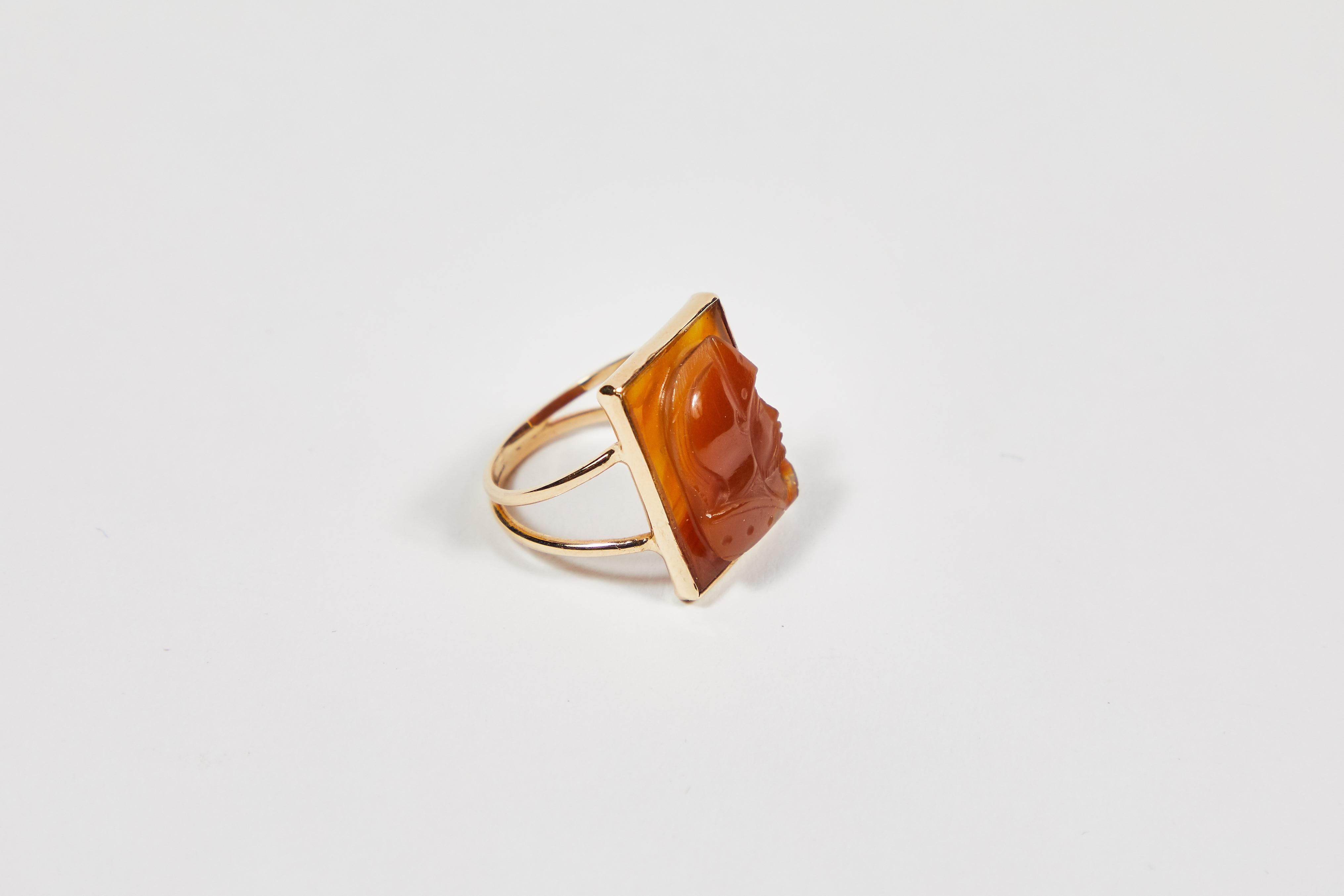Vintage Carved Carnelian Cameo Ring, Knight in Helmet In Excellent Condition In Pasadena, CA