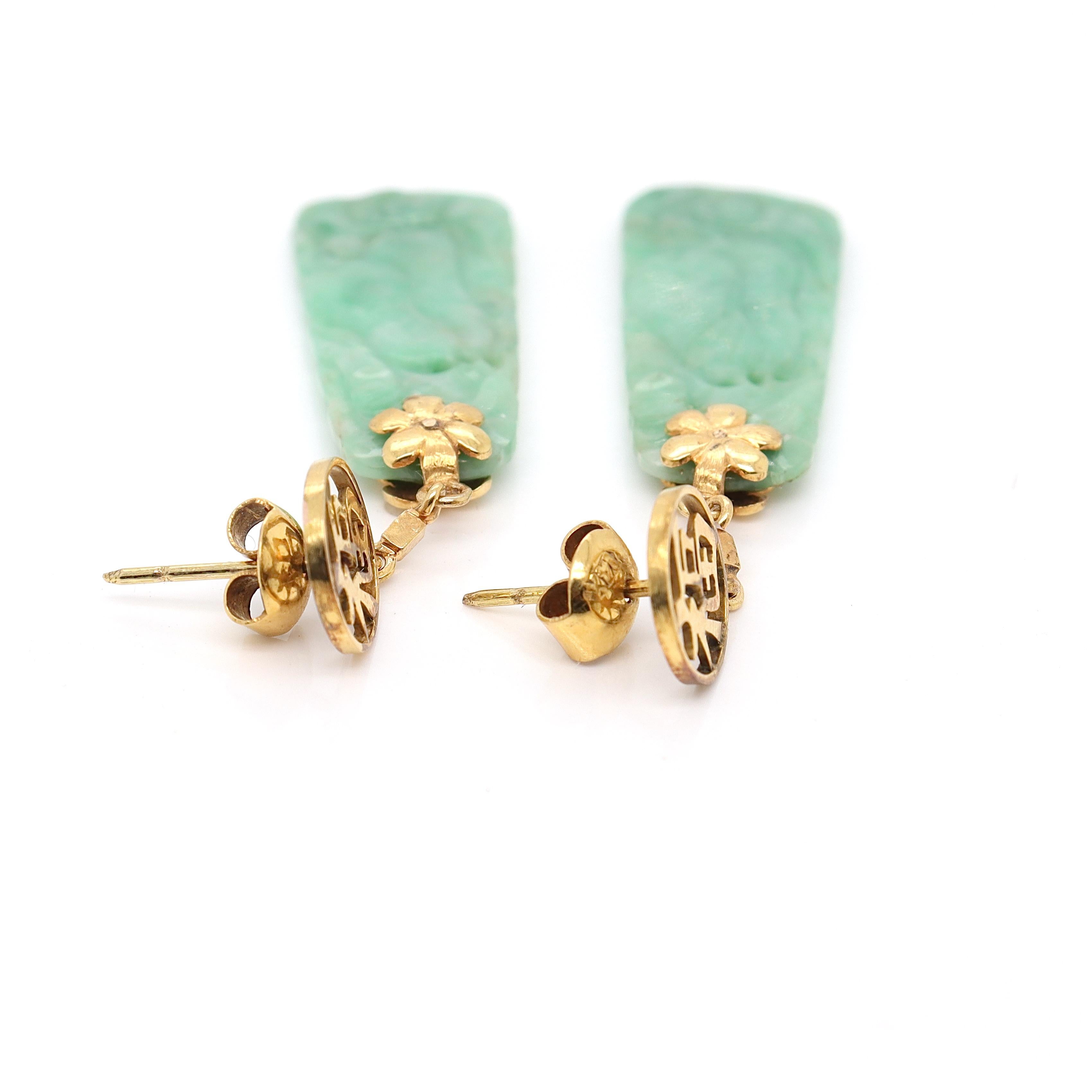 Vintage Carved Chinese Jade & 14K Gold Dangle Earrings For Sale 3