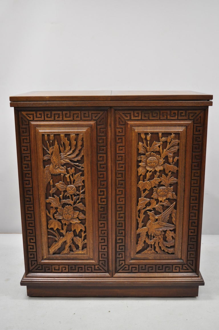 Vintage Carved Chinese Oriental Folding Expandable Bar ...