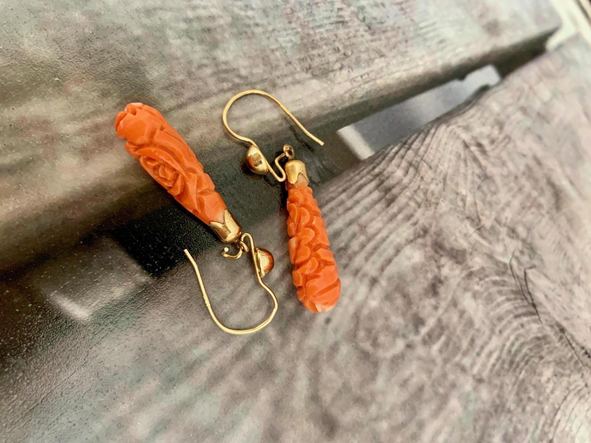 Mixed Cut Vintage Carved Coral Teardrop Shaped 14 Karat Yellow Gold Ear Wire Hook Earrings