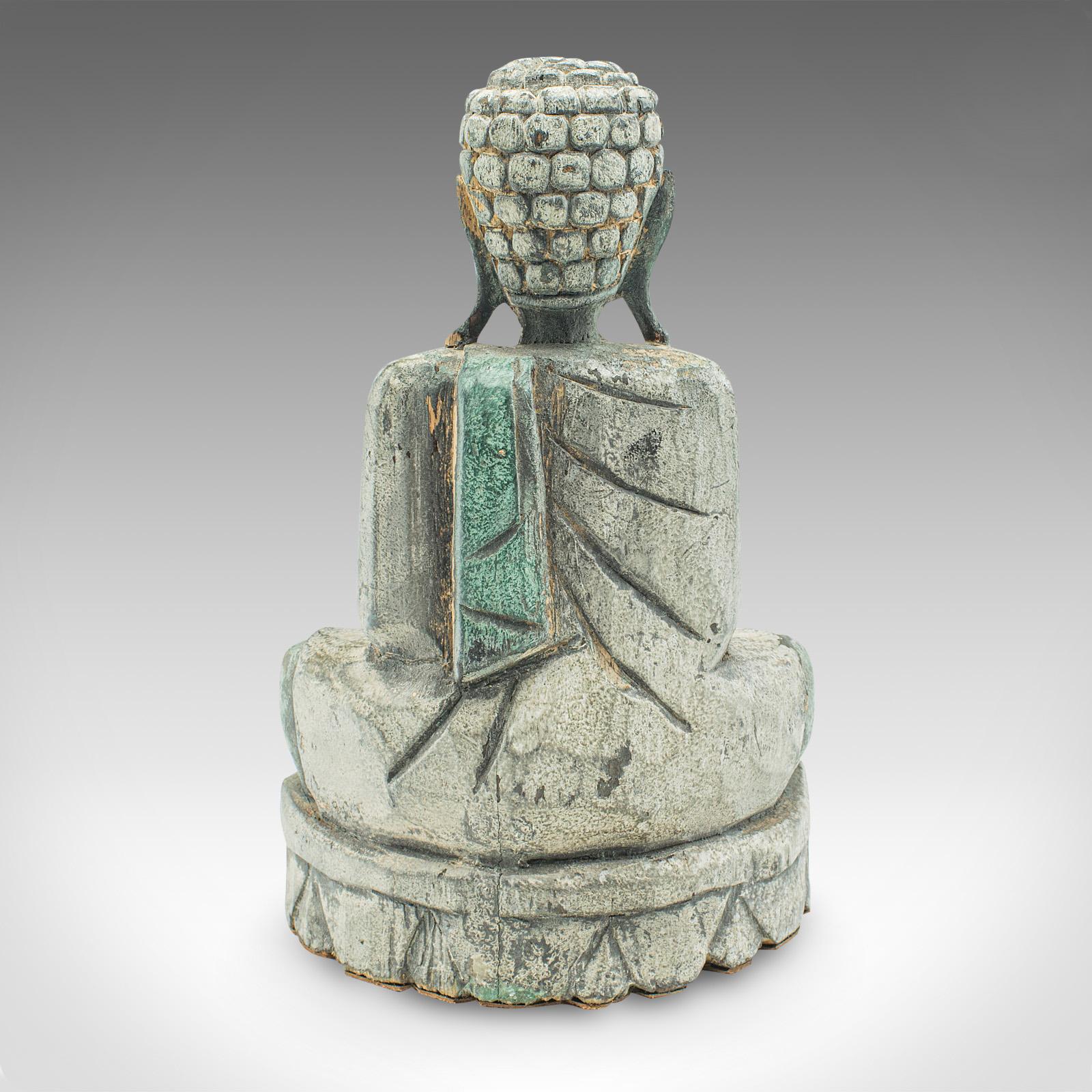 Art Déco Divinità intagliata d'epoca, orientale, pino bronzato, figura di Buddha, Art of C. 1930 in vendita