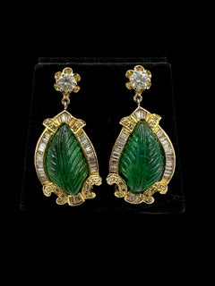 Vintage geschnitzt Smaragd Diamant Gold Ohrringe