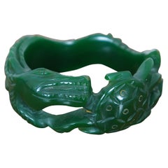 Vintage Carved Green Bakelite Alligator Crocodile Turtle Bangle Bracelet