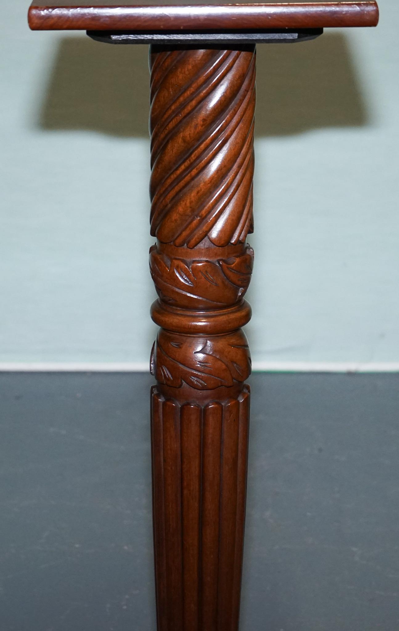 Hand-Crafted VINTAGE CARVED HARDWOOD BARLEY TWIST PEDESTAL STAND DiSPLAY PLANT STAND For Sale