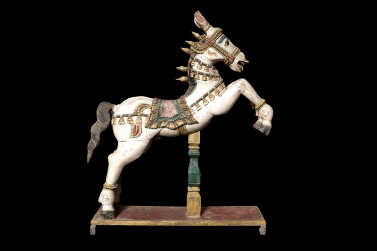 Vintage Carved Indian Painted Horse For Sale at 1stDibs