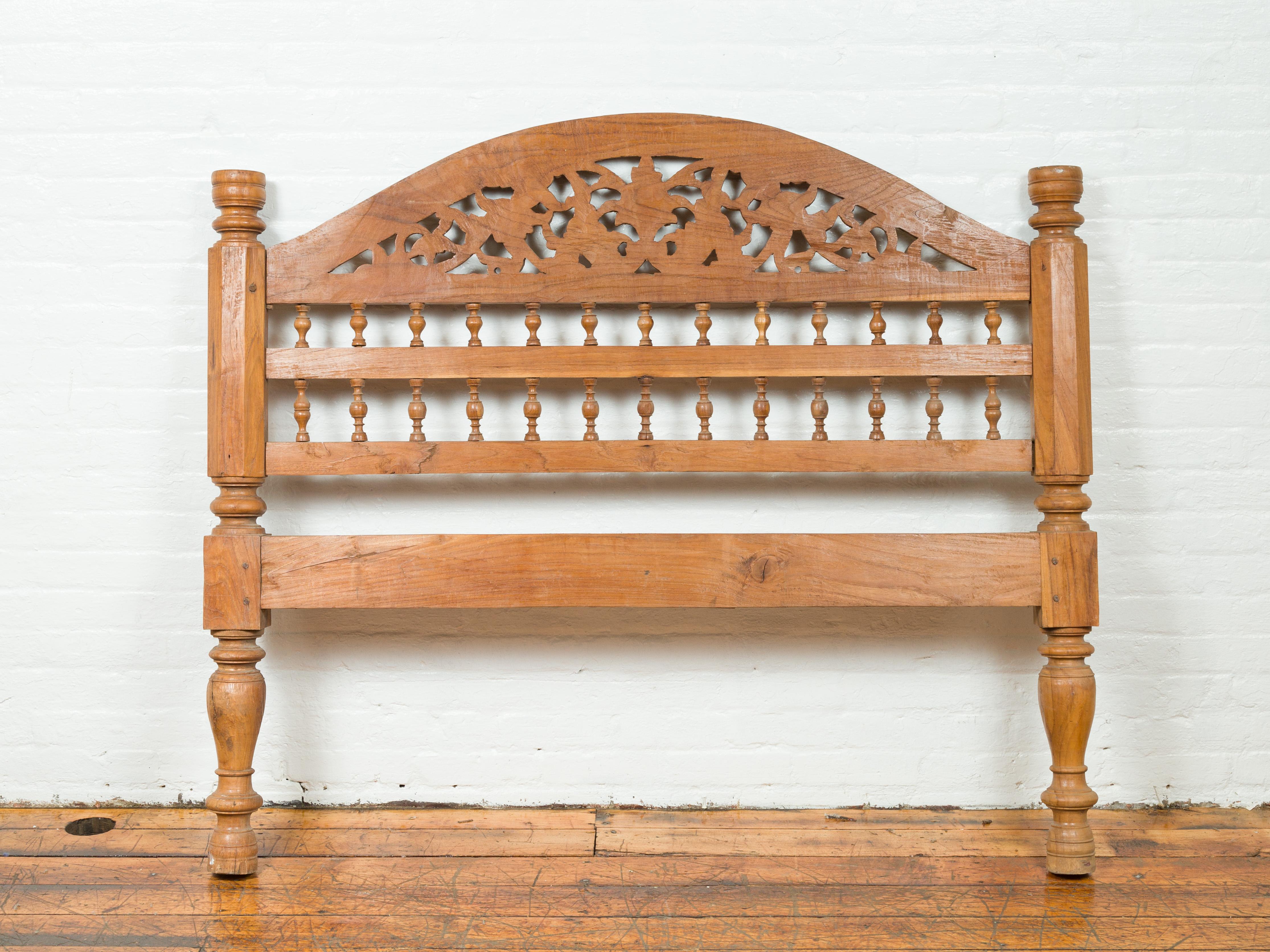Vintage Carved Indonesian Headboard with Scrolling Foliage and Petite Balusters For Sale 3