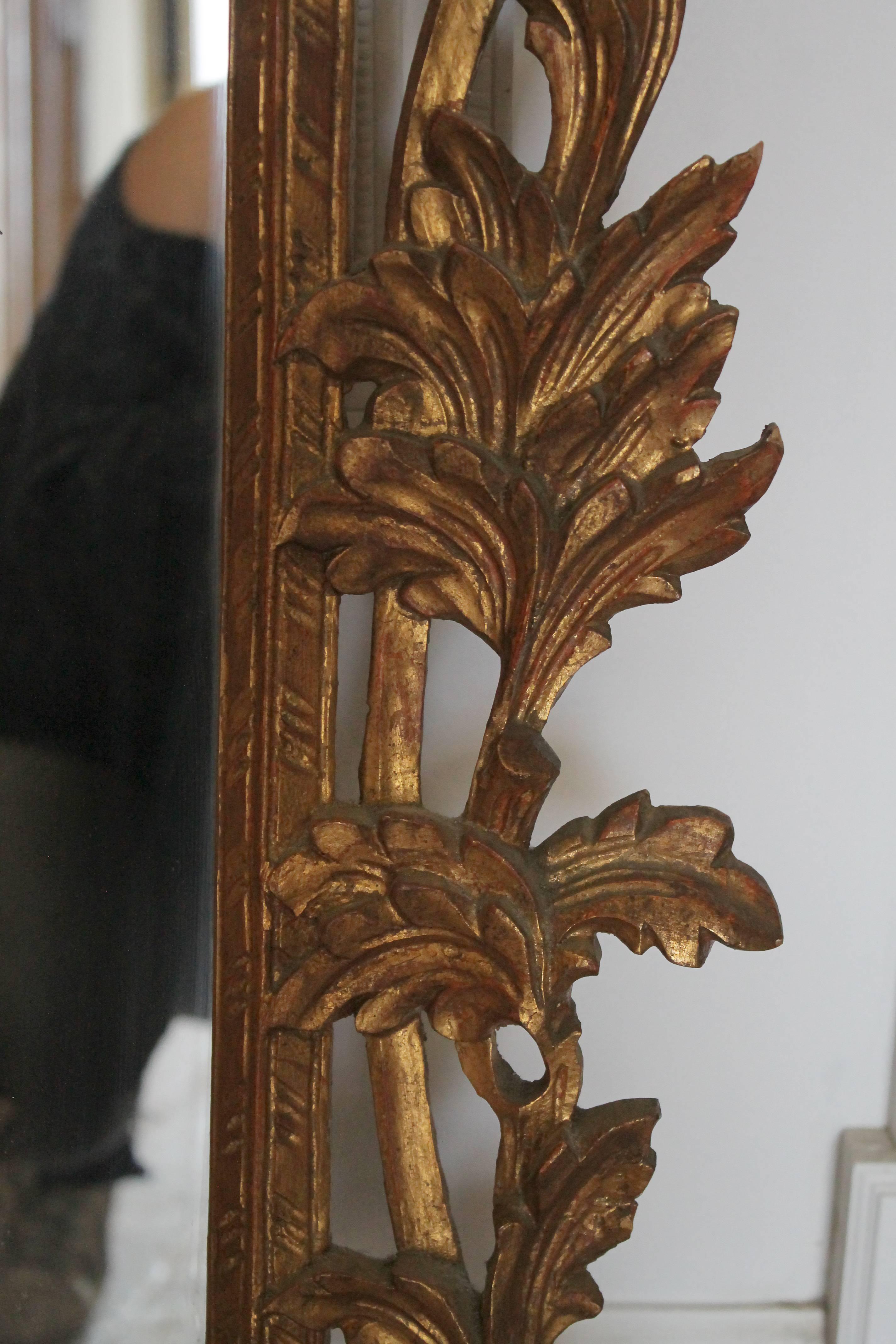 19th Century Vintage Carved Italian Giltwood Mirror