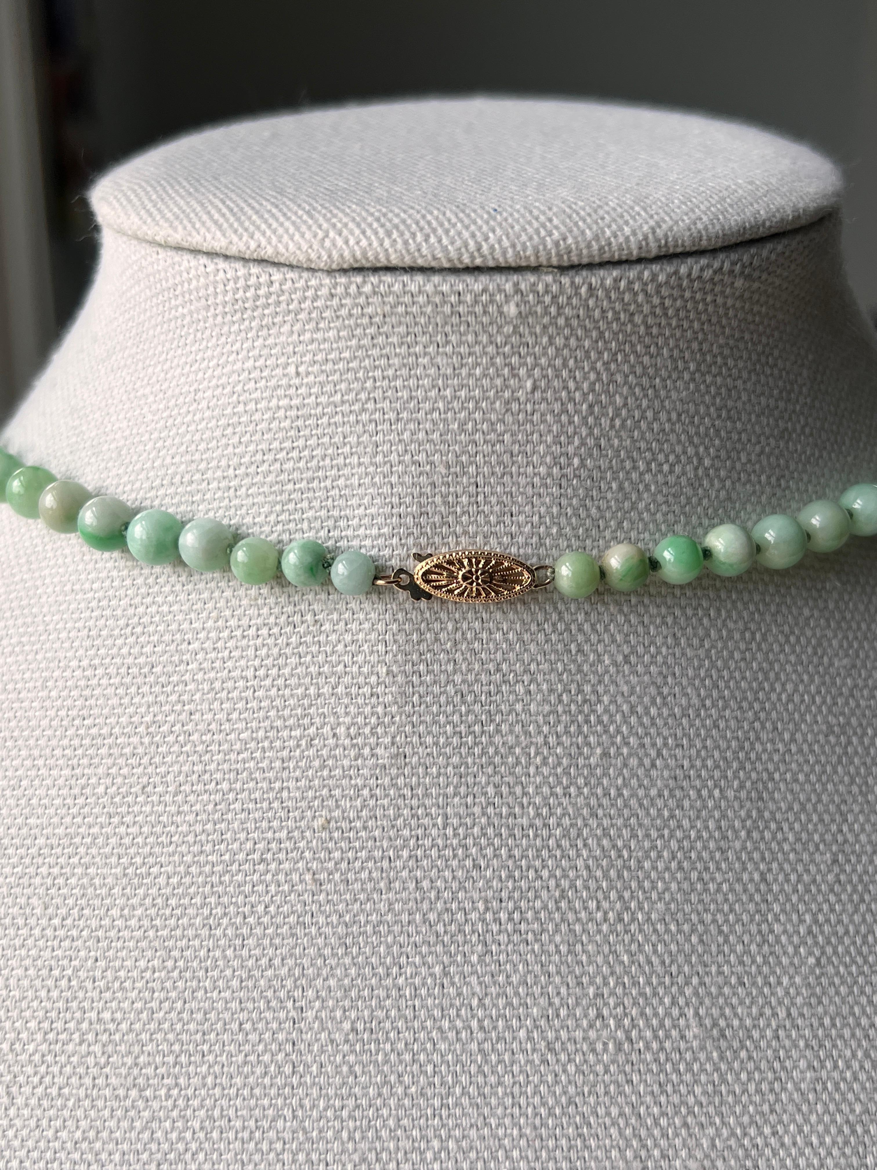 Vintage Carved Jade & Diamond 14k Yellow Gold Detachable Pendant Necklace 1980s For Sale 1