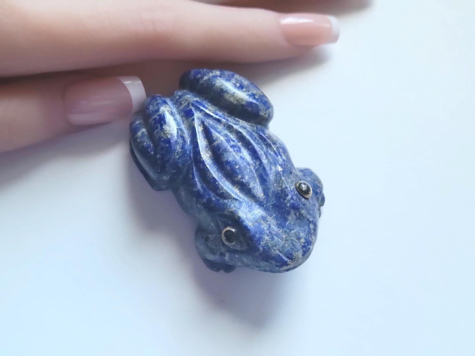 Vintage Carved Lapis Lazuli Frog Figurine 1