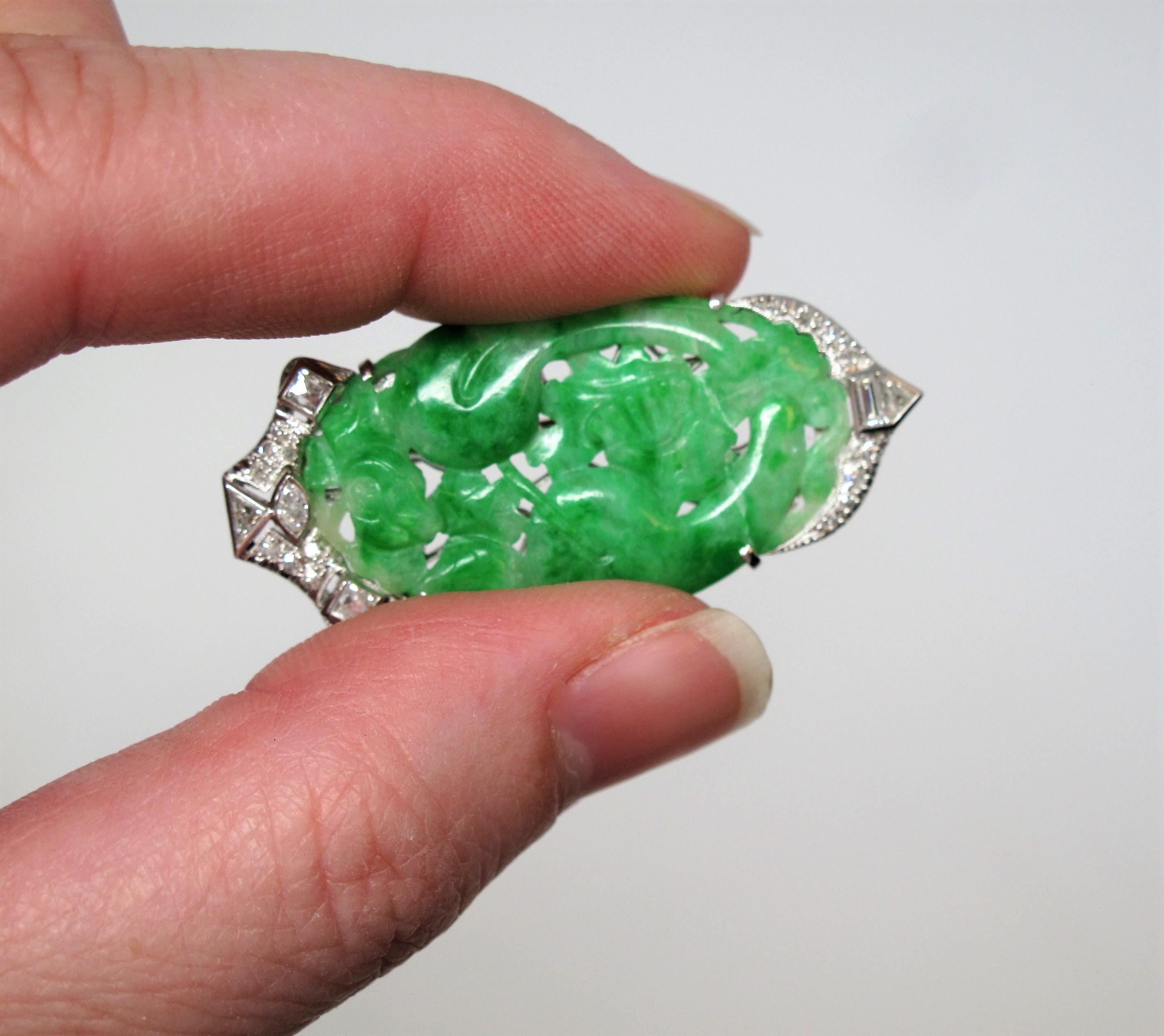 Vintage Carved Moss in Snow Jadeite Jade Brooch with Diamond Accents in Platinum For Sale 1