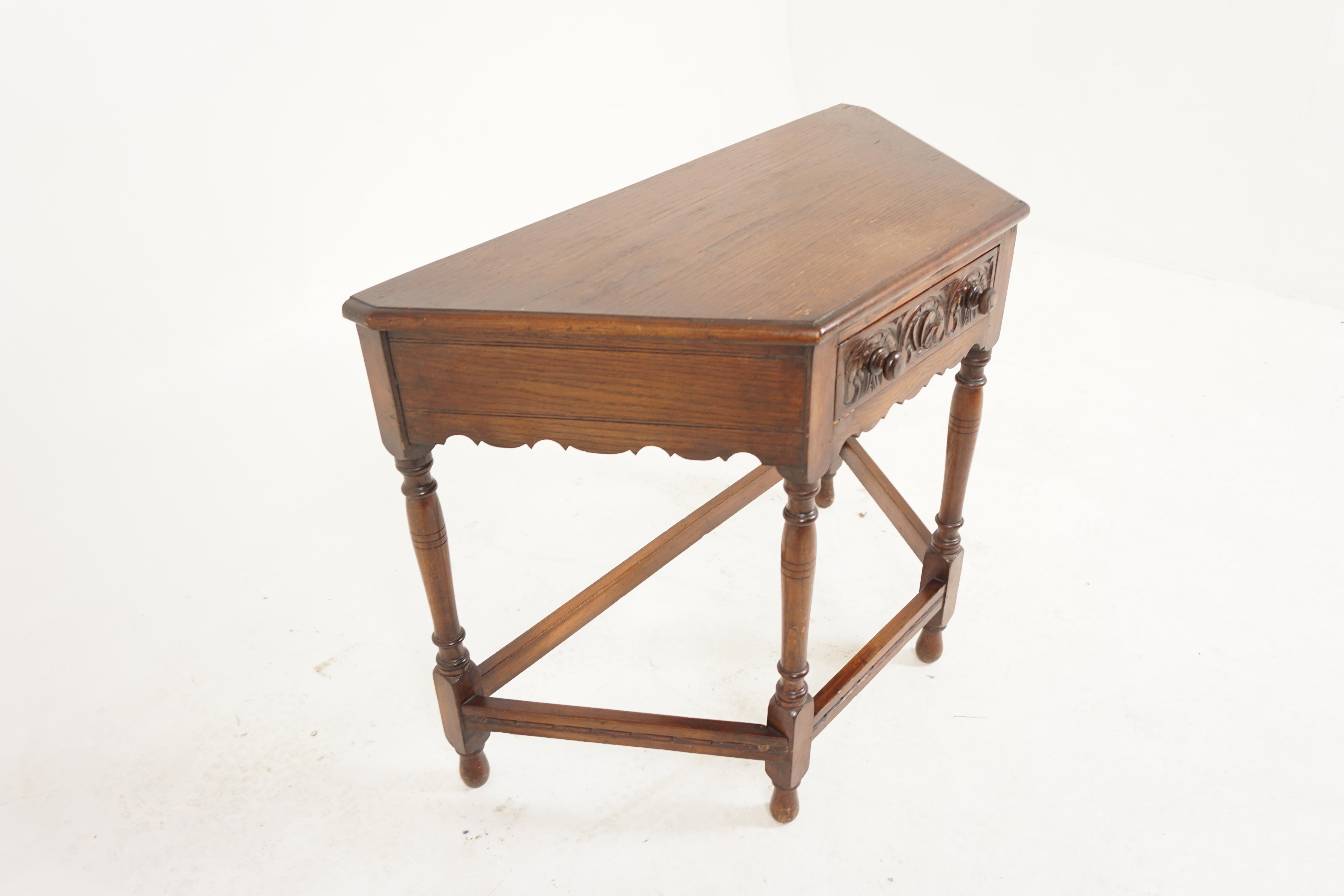 Scottish Vintage Carved Oak Hall Table, Side Table, Sofa Table, Scotland 1930, H195 For Sale