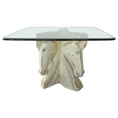 Table de salle à manger vintage en bois sculpté et peint avec têtes de chevaux et plateau en verre