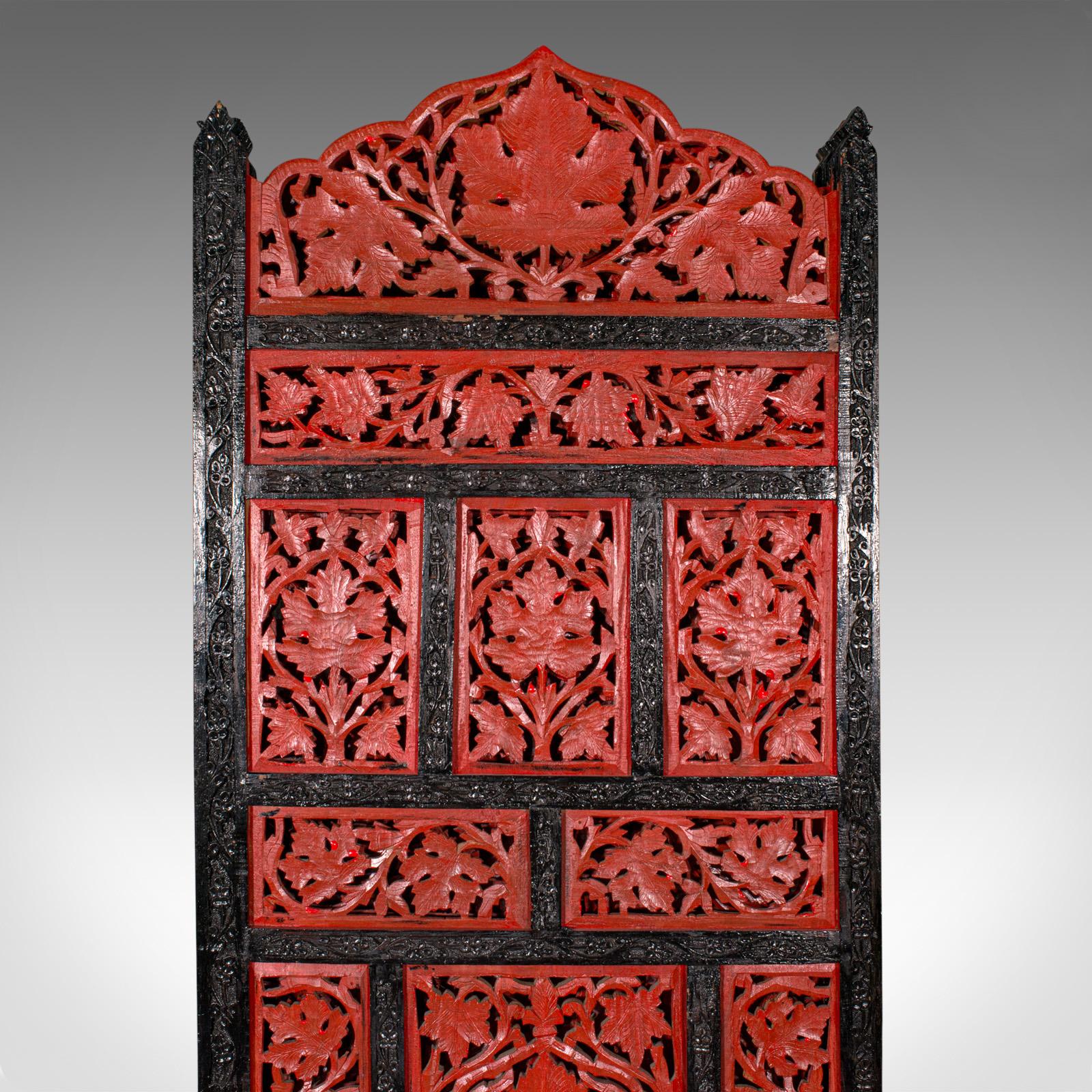 Vintage Carved Privacy Screen, Chinese, Four Panel Room Divider, Art Deco, 1940 In Good Condition In Hele, Devon, GB