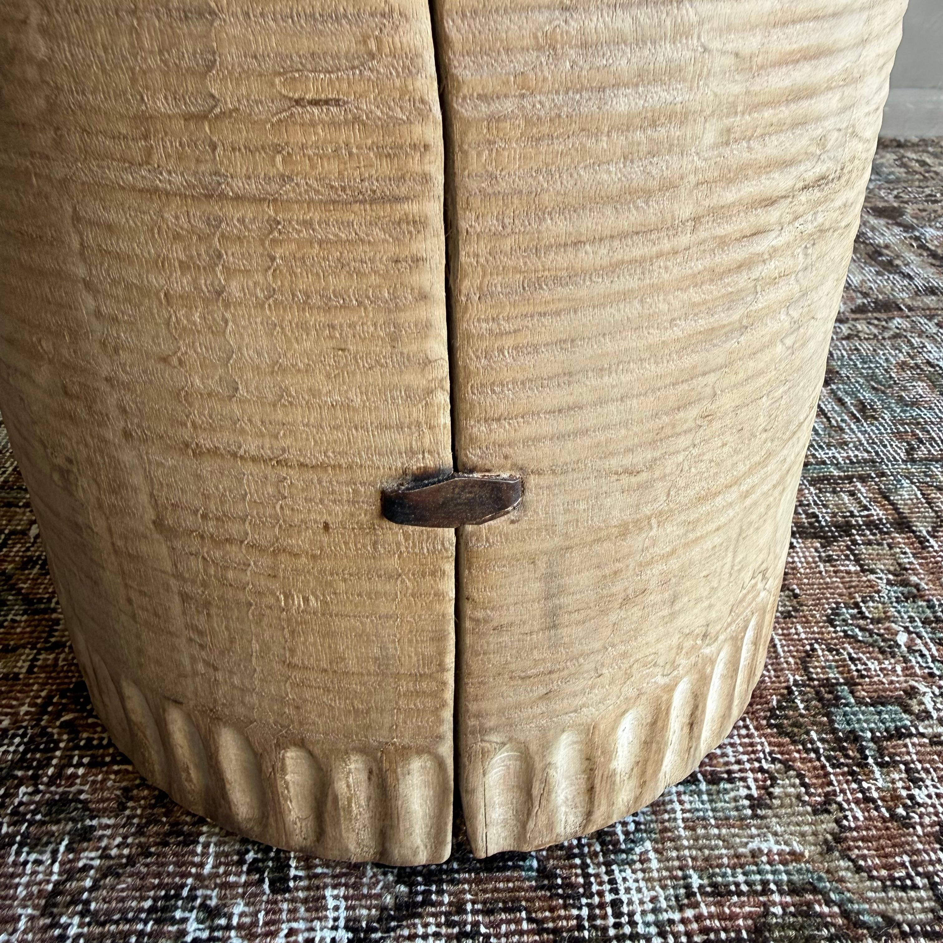 Vintage Carved Reclaimed Side Table Stump Table In Good Condition For Sale In Old Town Orange, CA