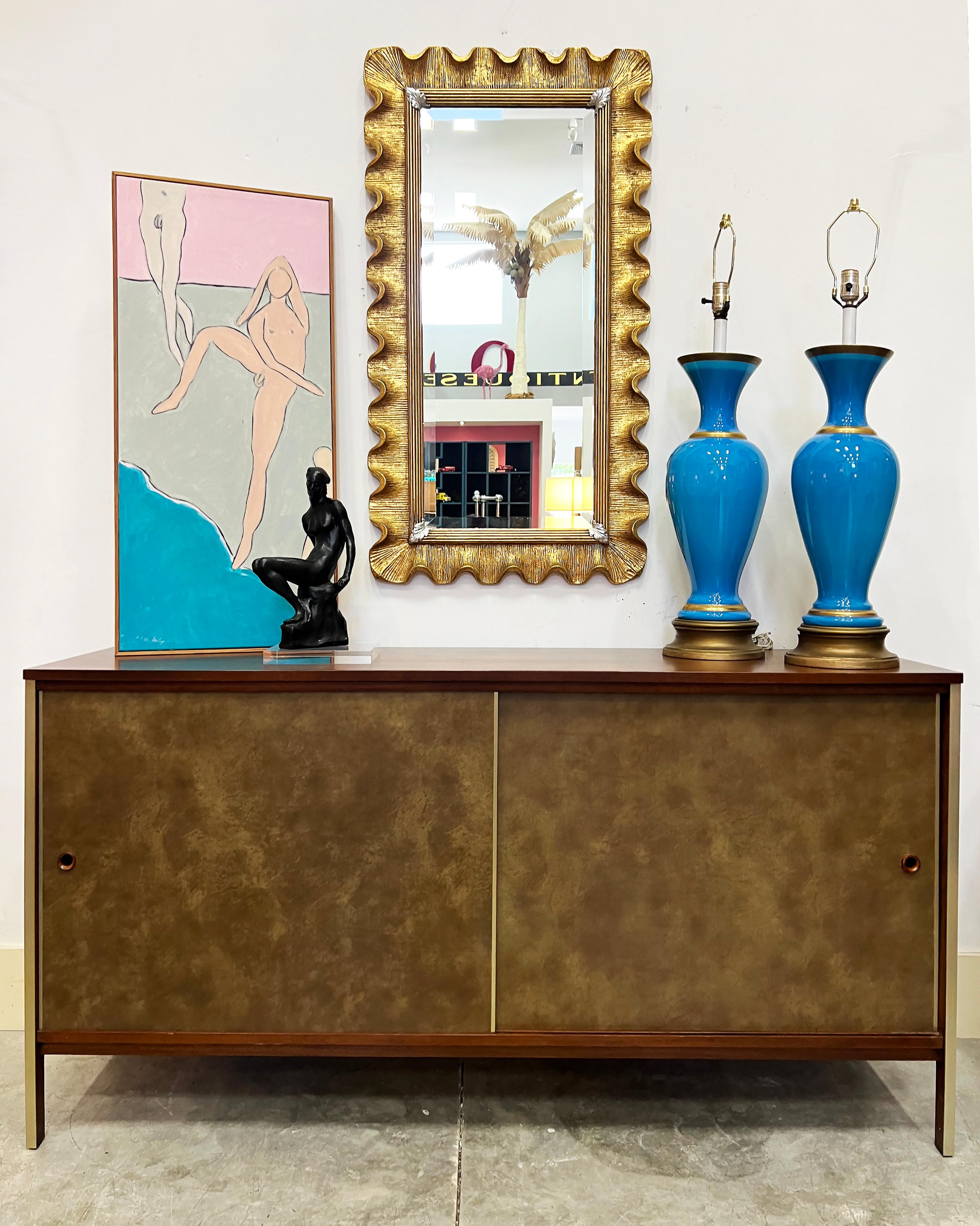 Vintage Carved Scalloped Edge Italian Giltwood Beveled Mirror In Good Condition In Miami, FL