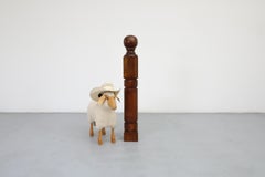 Poteau vintage en acajou massif sculpté