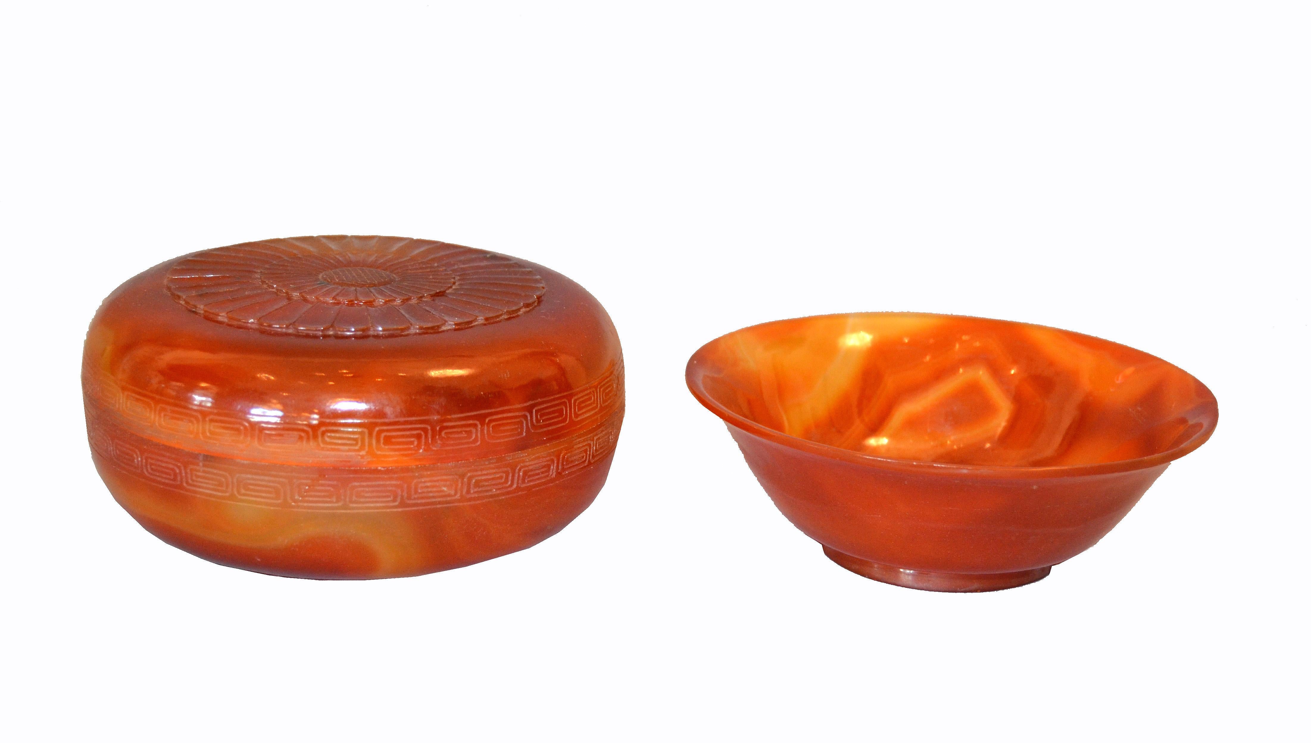 Vintage Carved Stone Agate Box and Bowl in Amber Color, Set For Sale 2