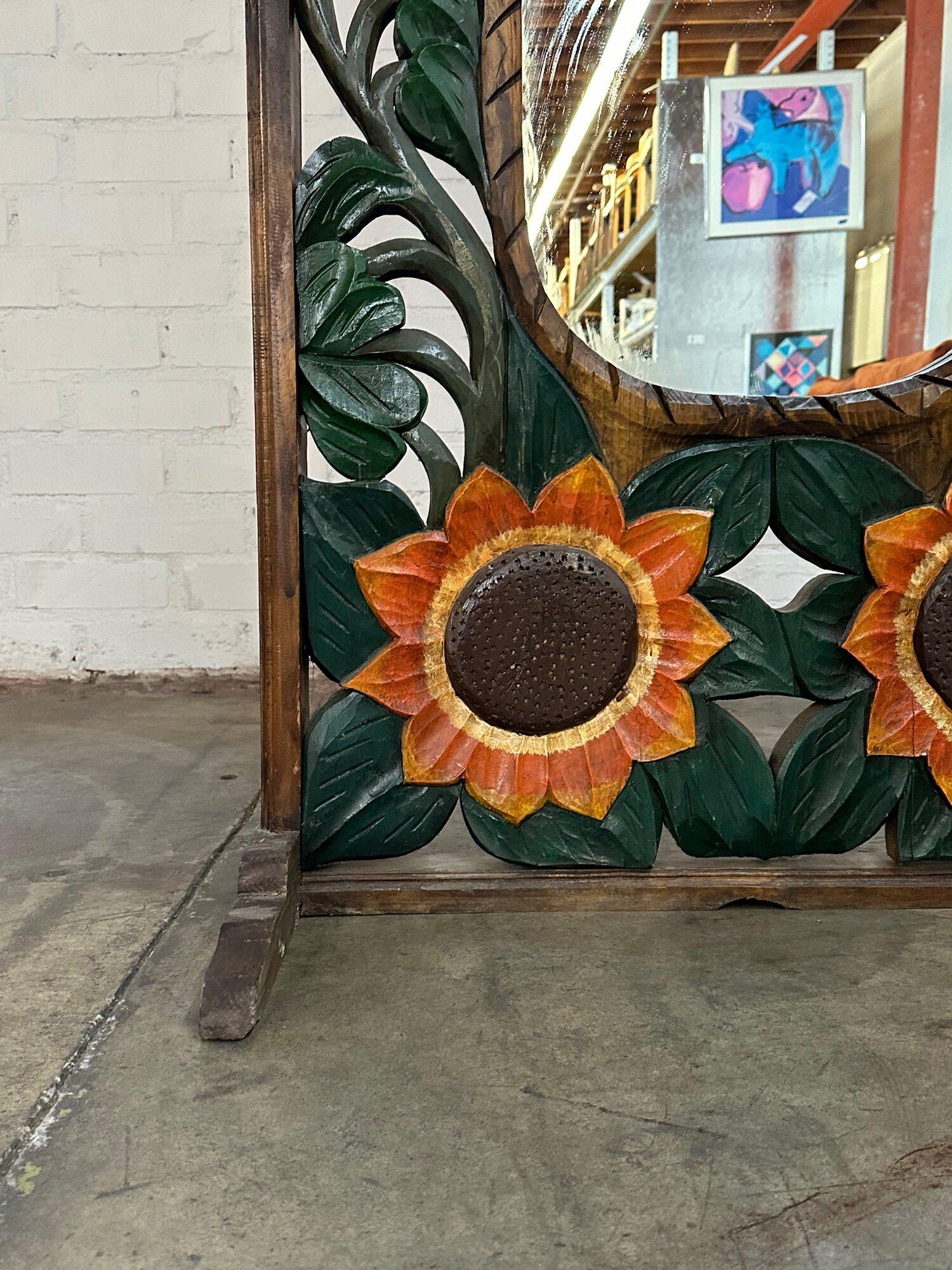 Vintage carved sunflower floor mirror In Good Condition For Sale In Los Angeles, CA