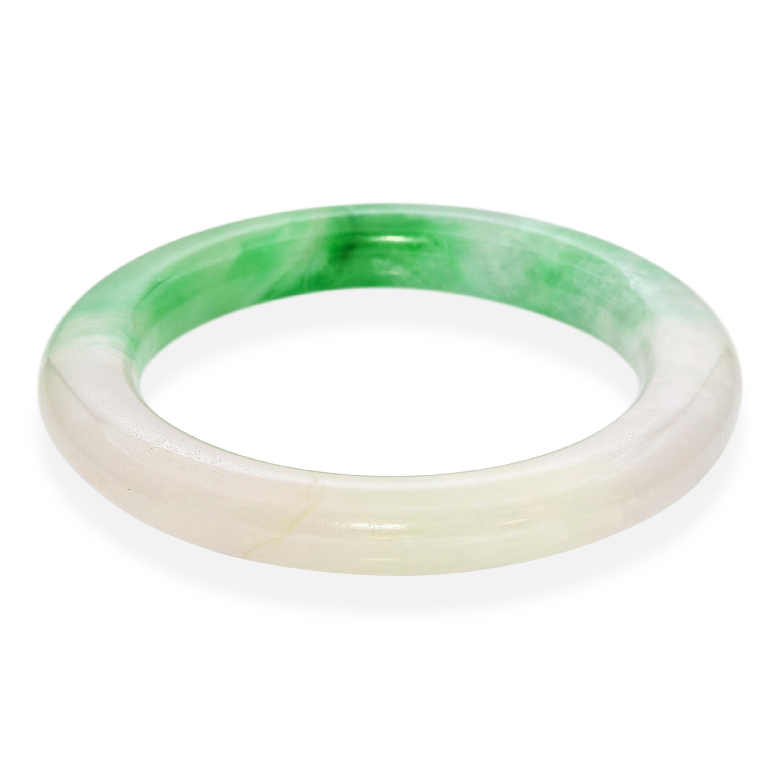 Bracelet Vintage en Jadeite Variegated Jade Bangle Unisexe en vente