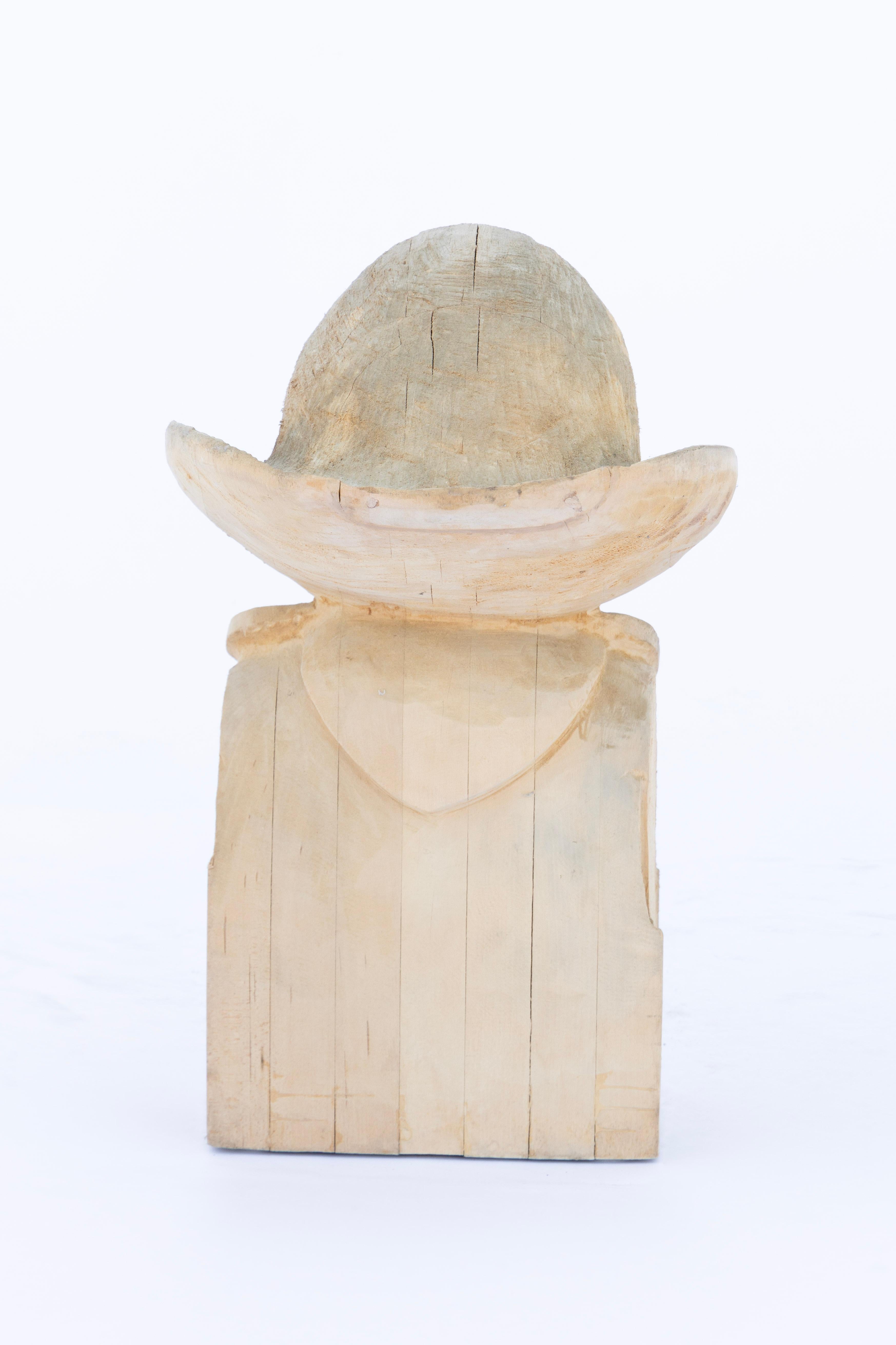 Bois Moule d'ange vintage en bois sculpté avec X et cercle en vente