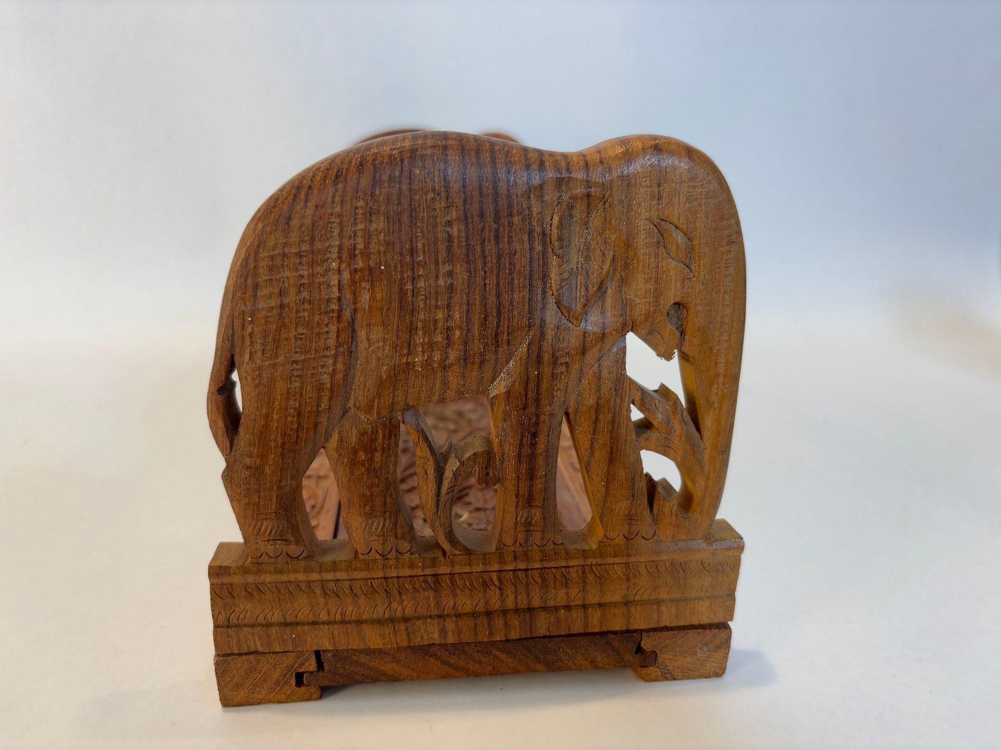 Indian Vintage Carved Wood Expandable Elephant Bookends For Sale