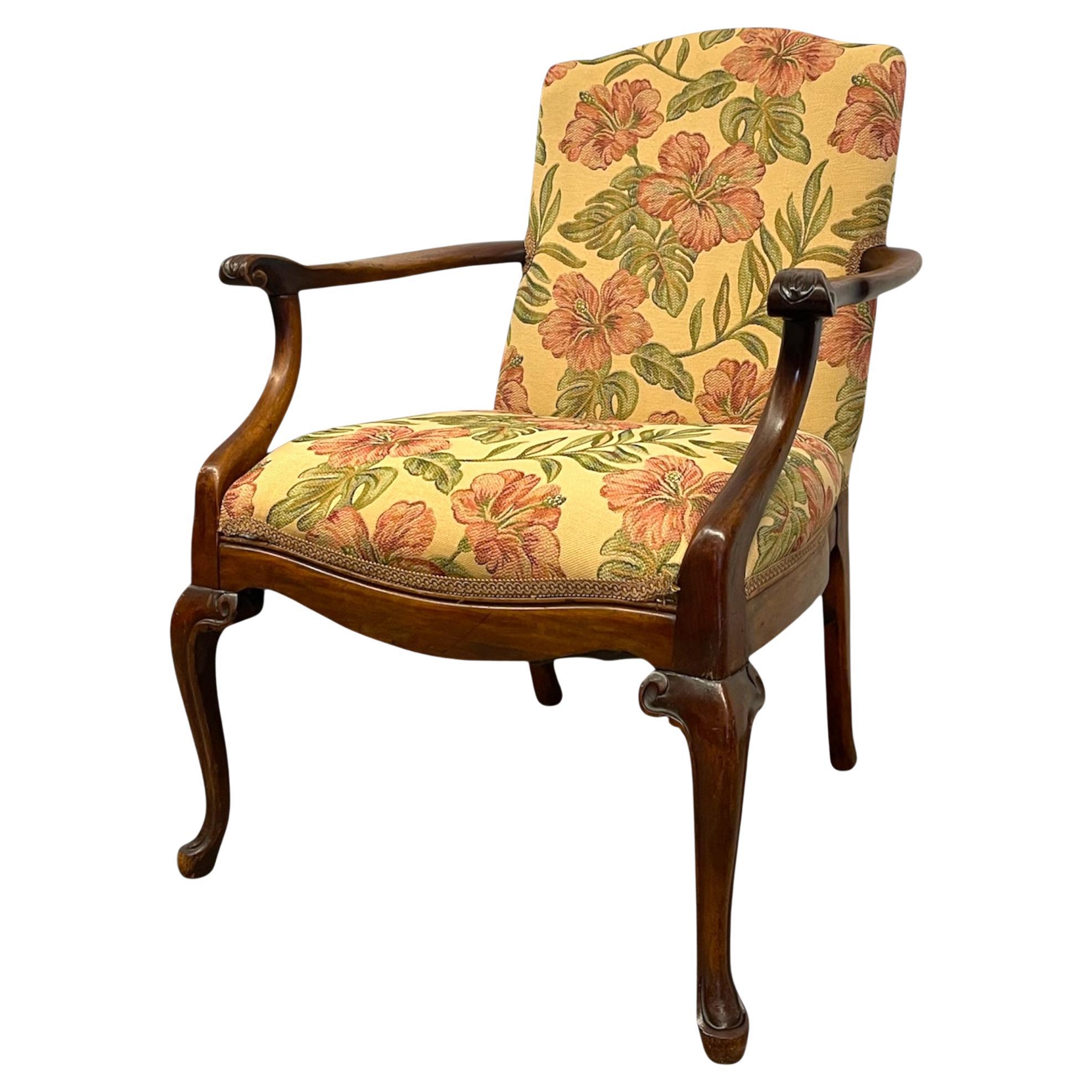 Vintage geschnitzt Wood Floral Armchair - gepolstert Akzent Stuhl mit Cabriole Bein im Angebot