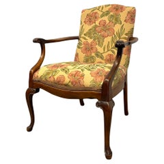 Sillón Floral de Madera Tallada Vintage - Silla de Acento Tapizada con Pata Cabriole