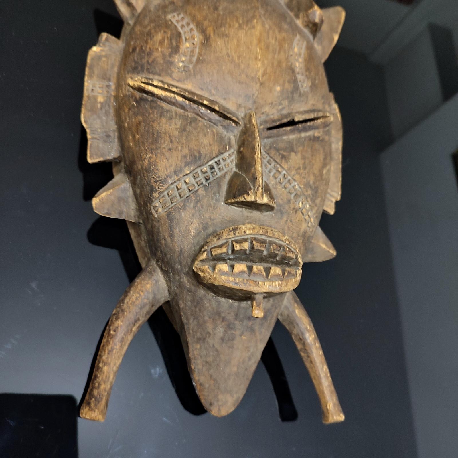 Vintage Carved Wood Mask, African Folk Art 20th Century For Sale 7