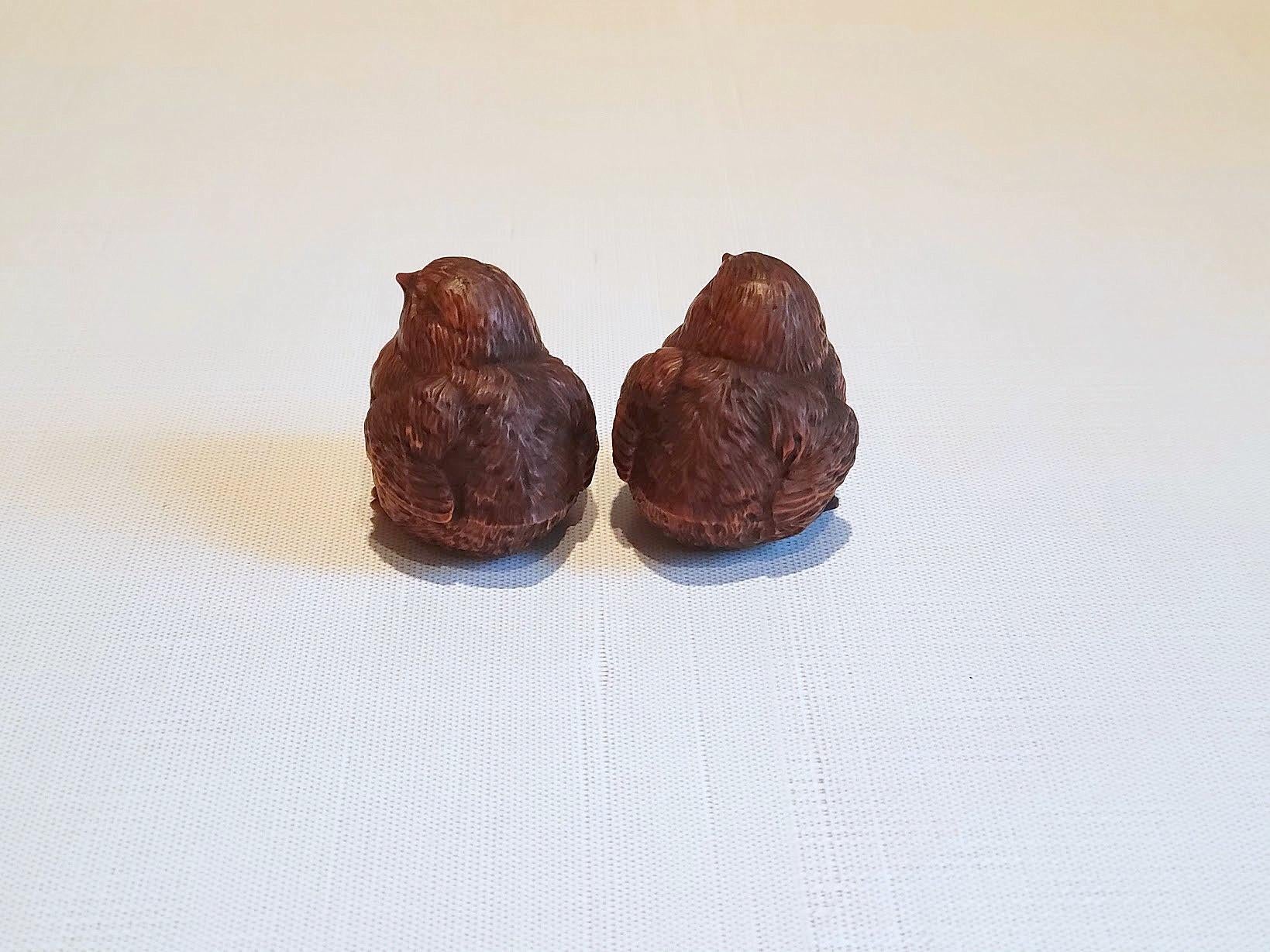 Vintage geschnitzt Wood Miniature Vögel im Angebot 1