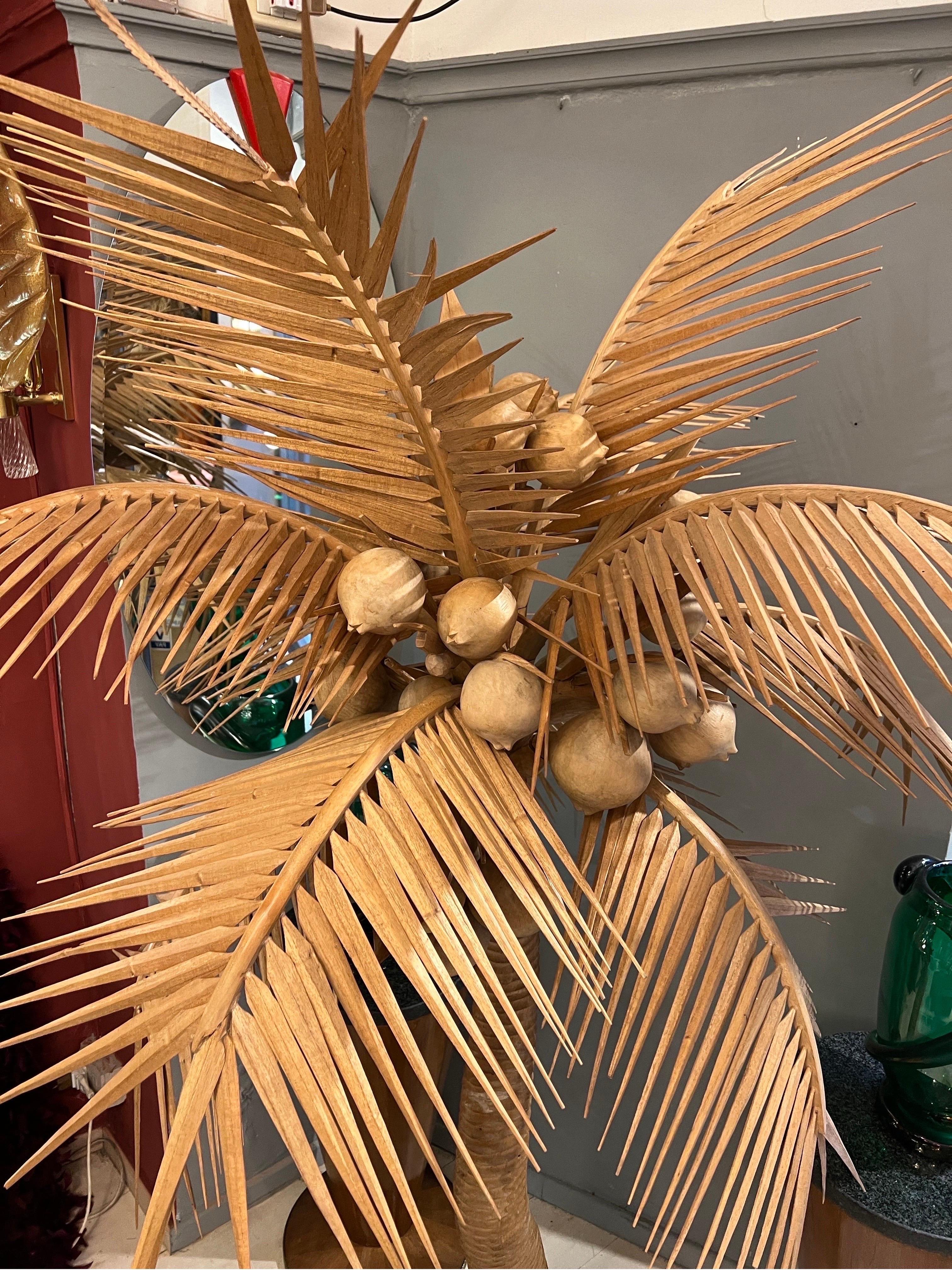 Escultura vintage de palmera de madera tallada 1980 en venta 4