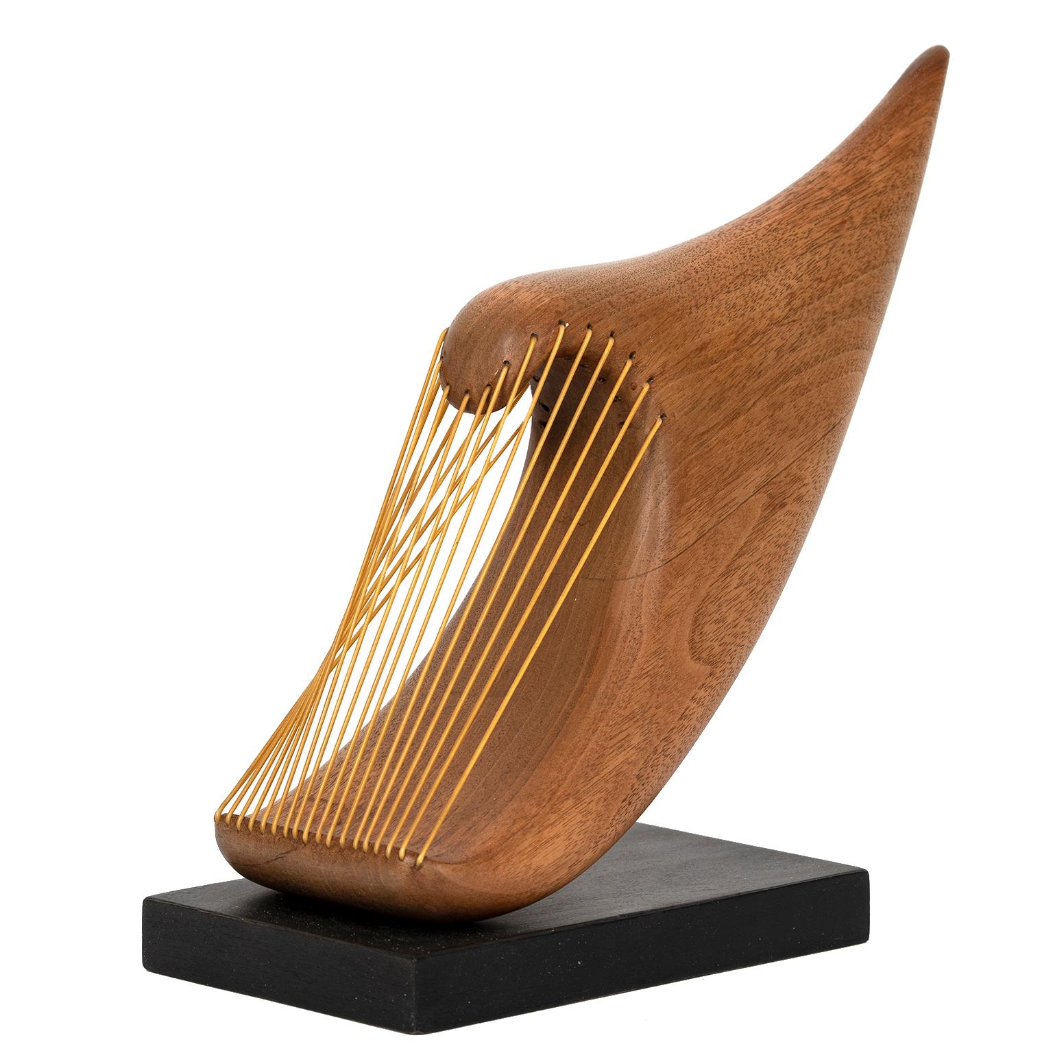 barbara hepworth wood sculpture