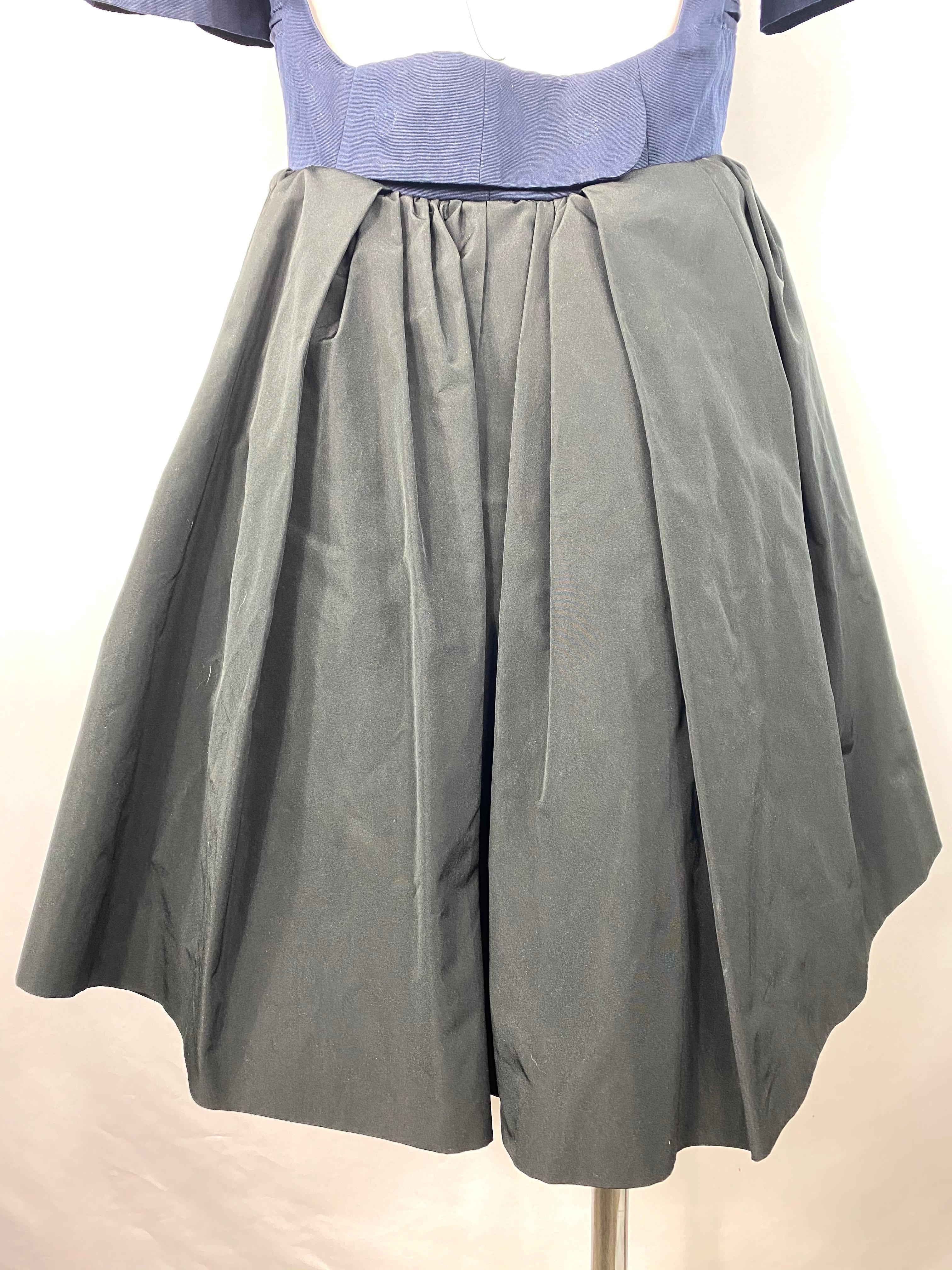 Vintage Carven Navy and Black Short Sleeve Mini Dress w/ Open Back  For Sale 3