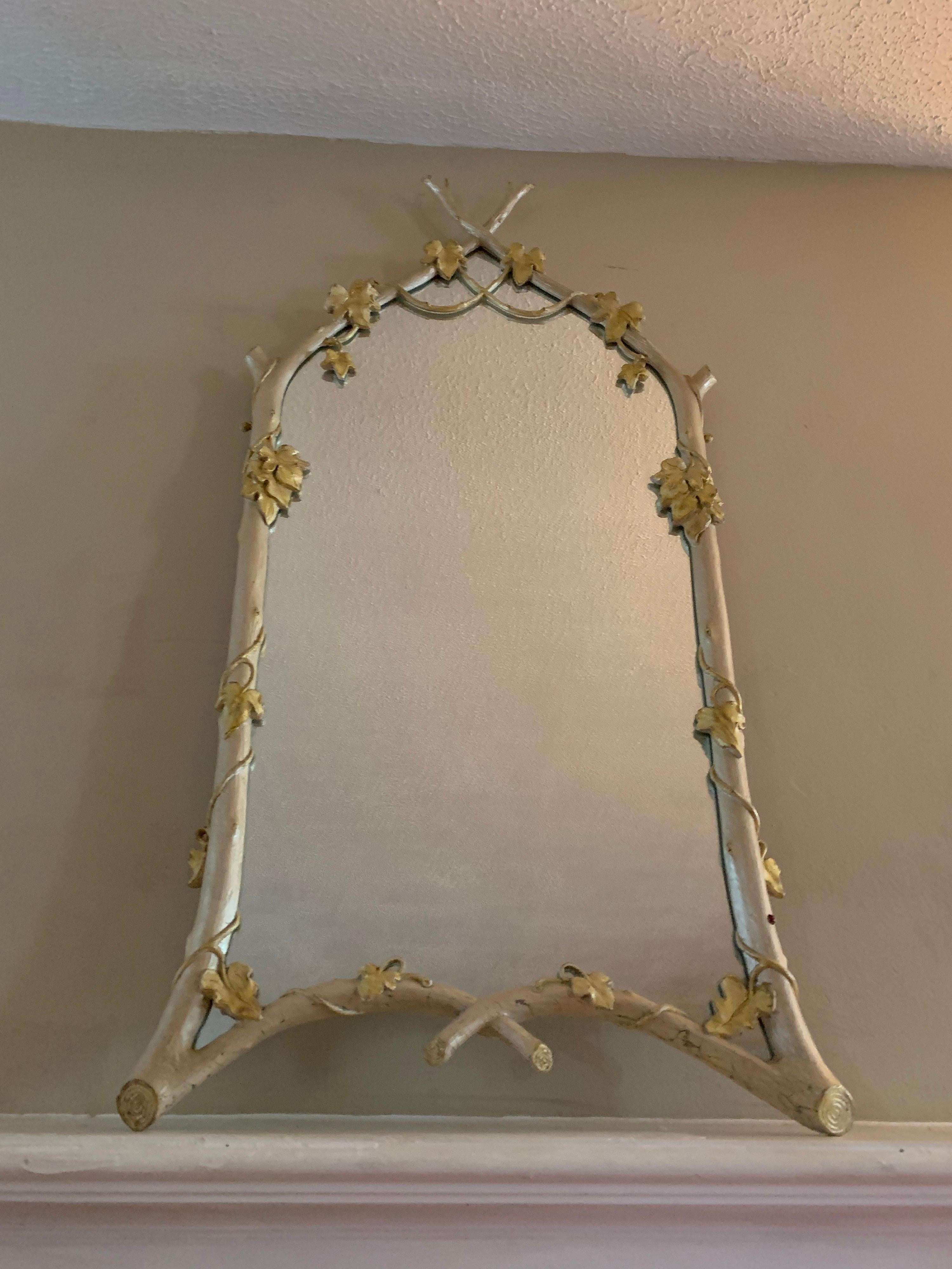 Vintage Carvers Guild Faux Bois Mirror With Ivy Motif In Good Condition In Philadelphia, PA