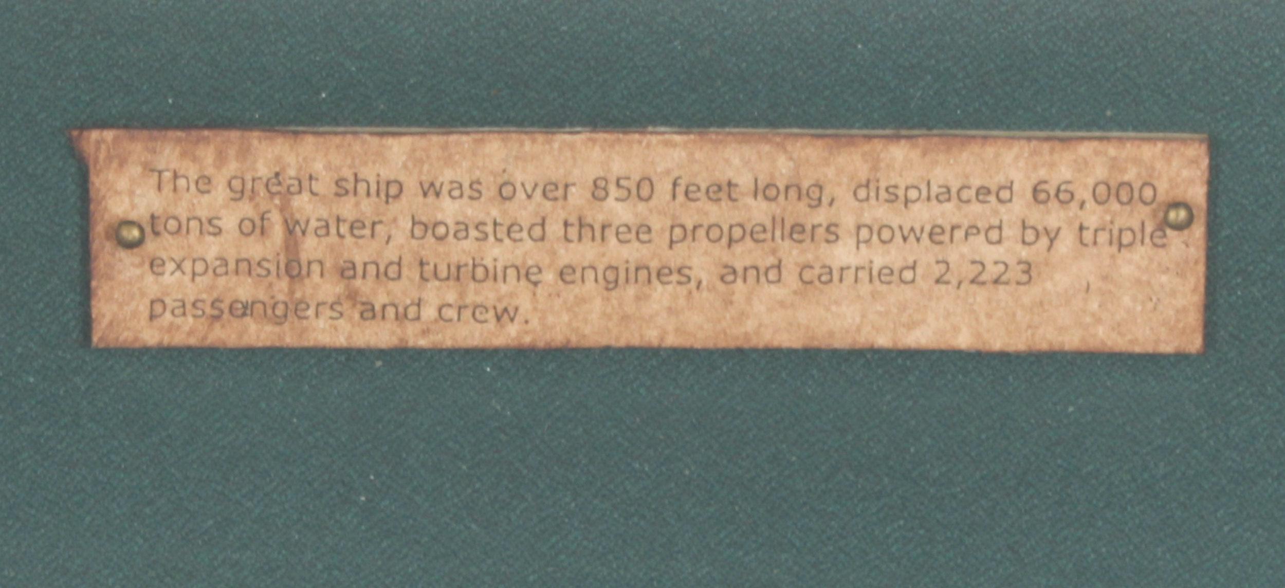 Vintage Cased Diorama of the Titanic with photos & Cuttings 20th Century 2