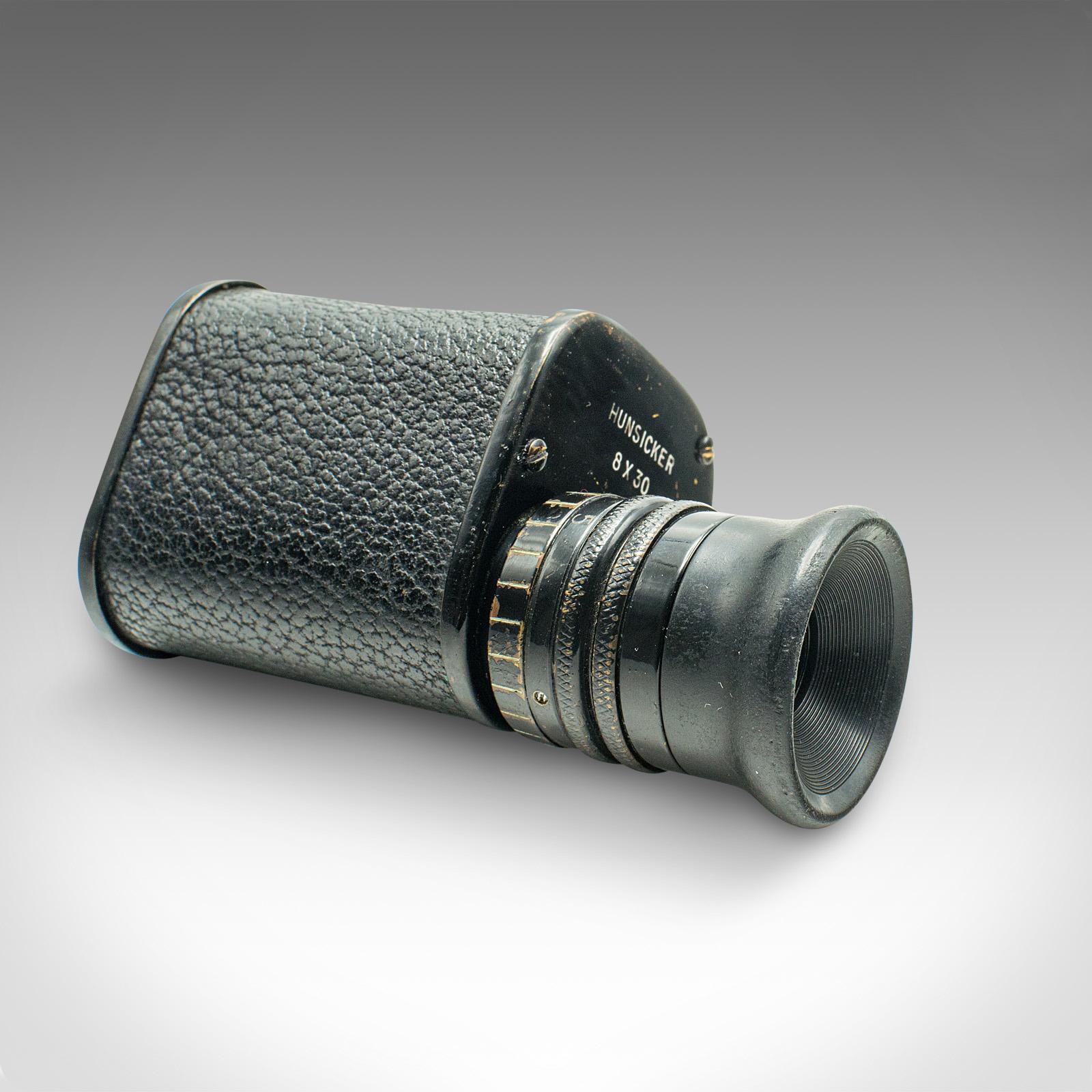 Laiton Monoculaire Vintage, Français, Scope, Intérêt optique, Art Deco en vente
