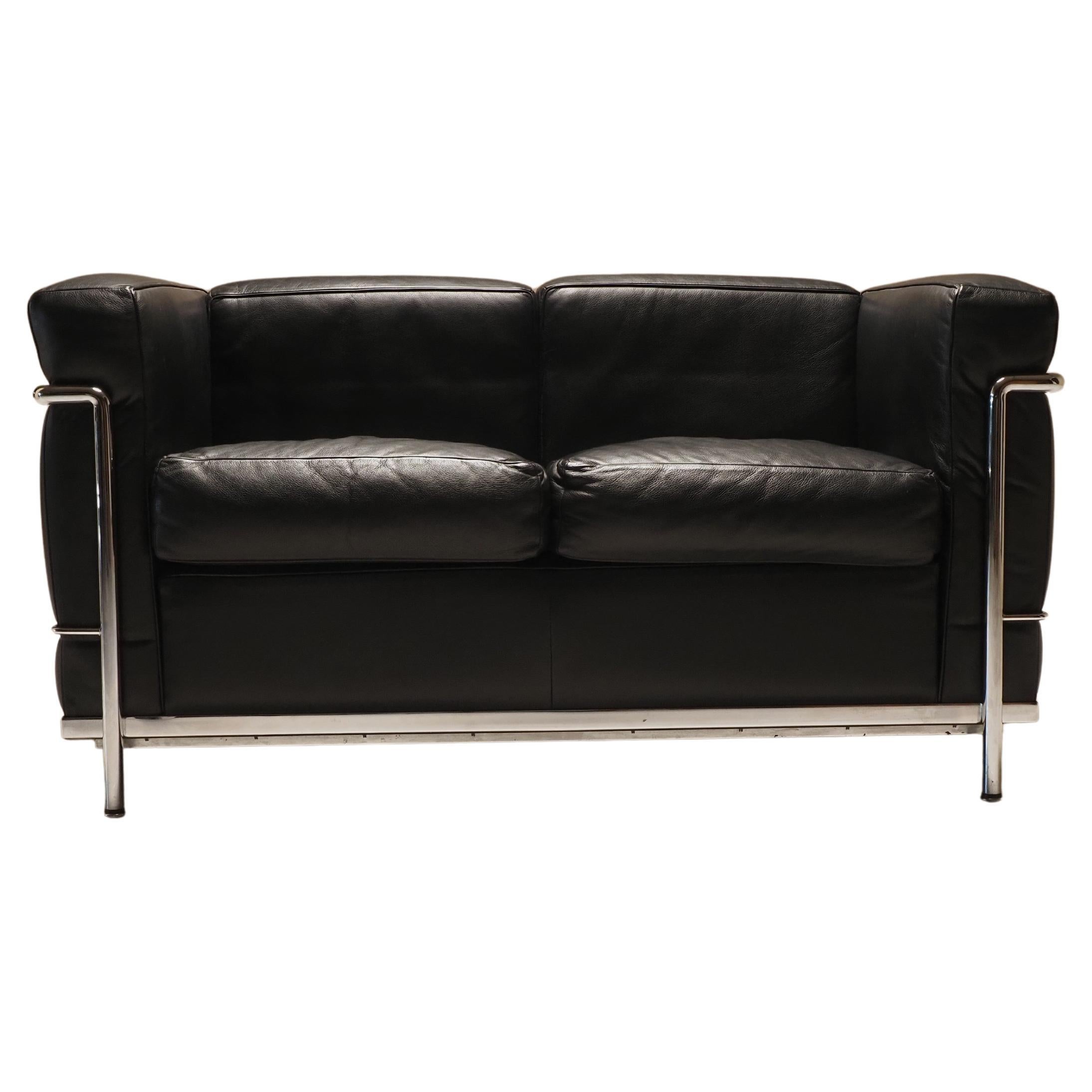 Divano a due posti Cassina LC2 d'epoca di Charlotte Perriand e Le Corbusier in vendita