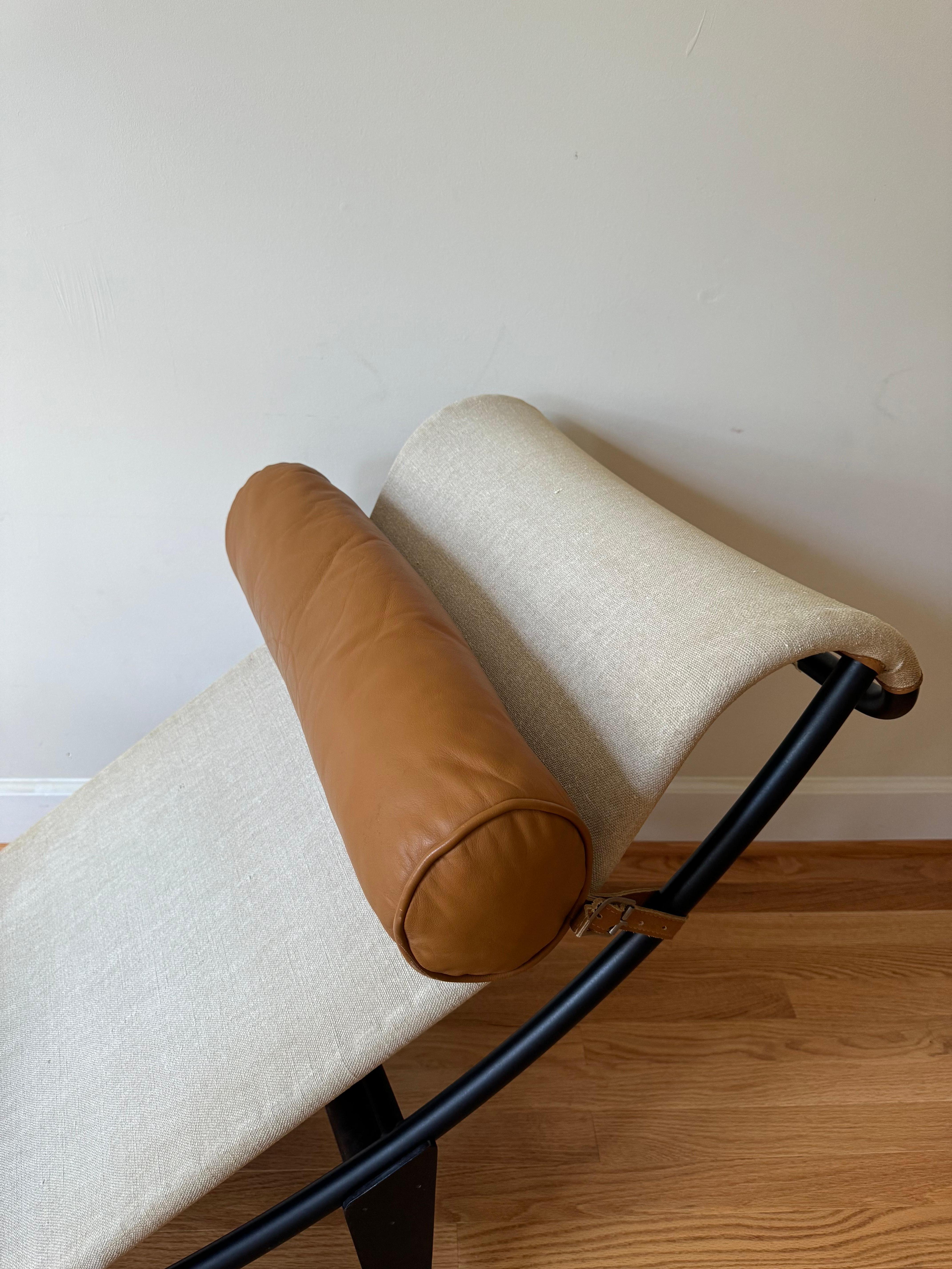 Chaise longue Cassina LC4 de Le Corbusier, Jeanneret, Perriand 7