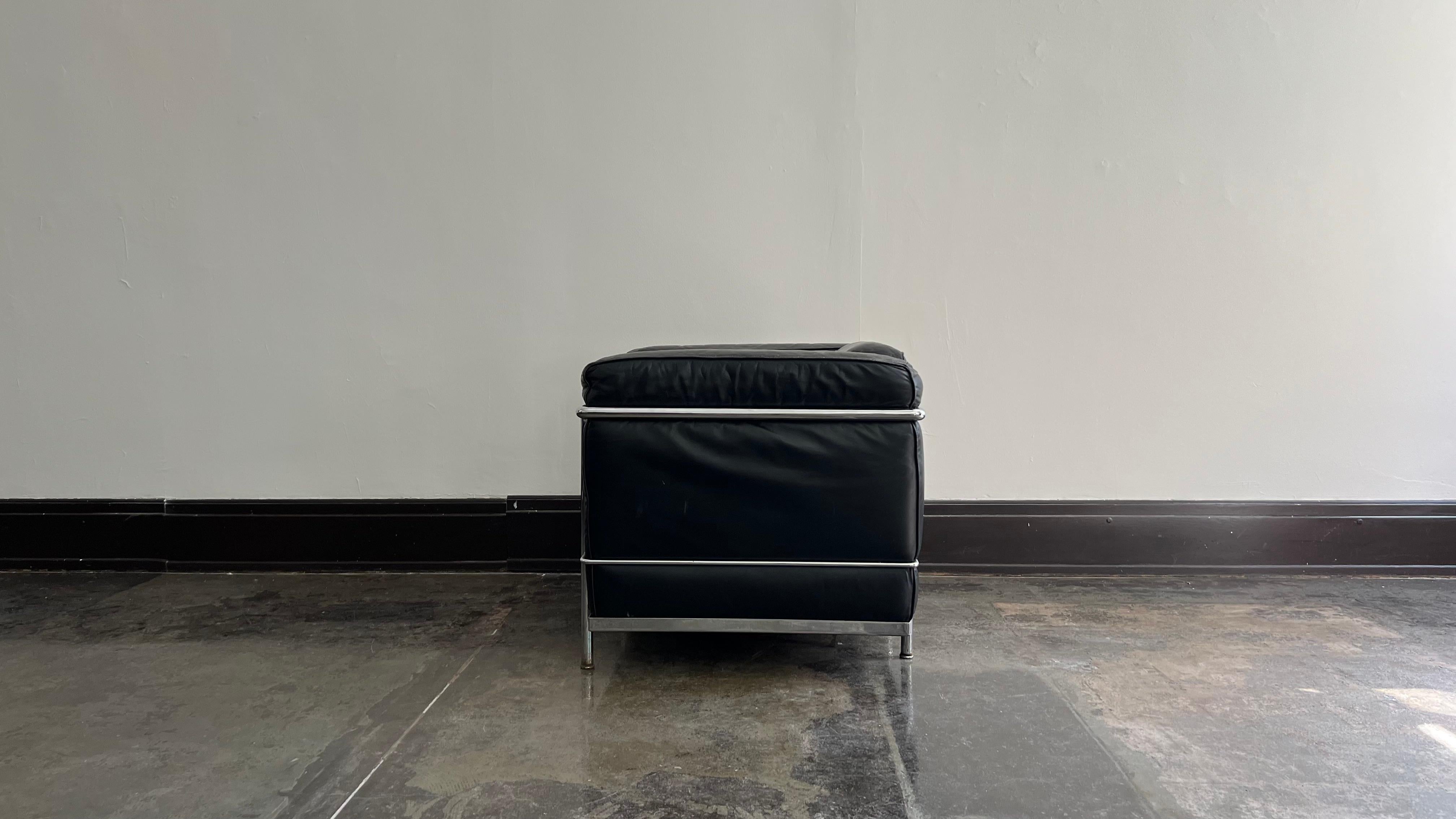 European Vintage Cassina Le Corbusier, Jeanneret, and Perriand LC2 Club Chair
