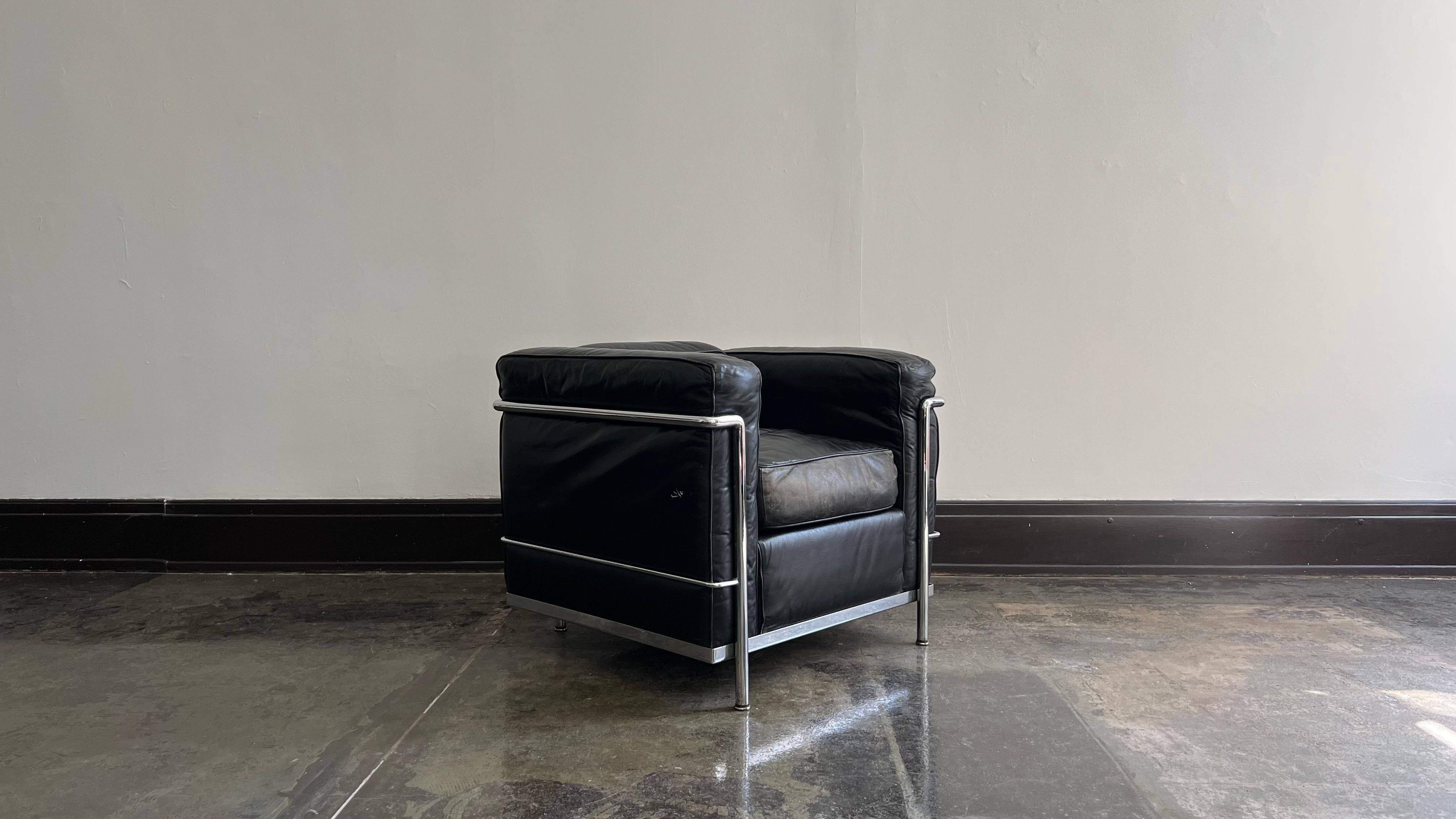 Vintage Cassina Le Corbusier, Jeanneret, and Perriand LC2 Club Chair 2