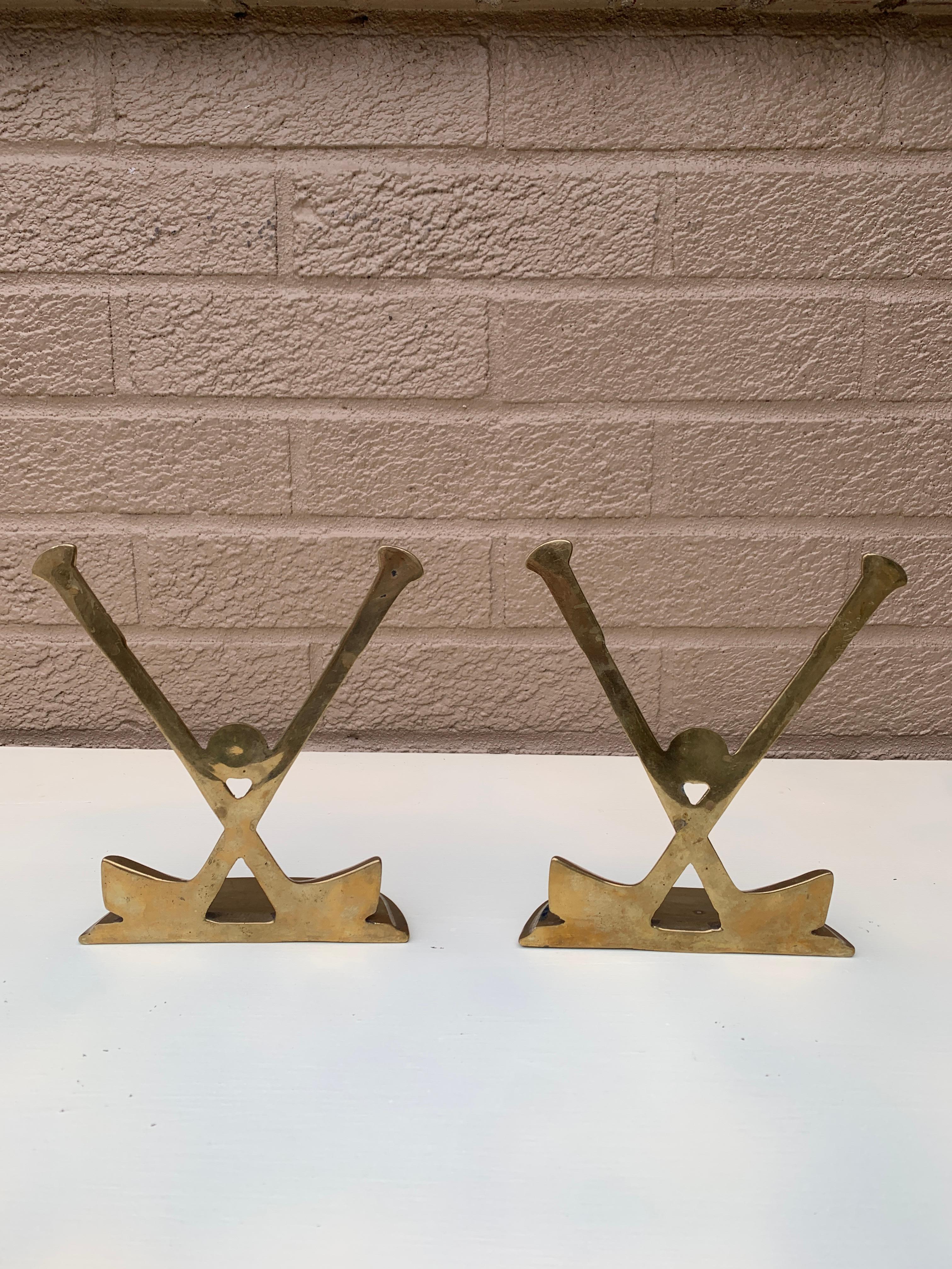 Vintage Cast Brass Double Golf Club Bookends, Pair For Sale 1