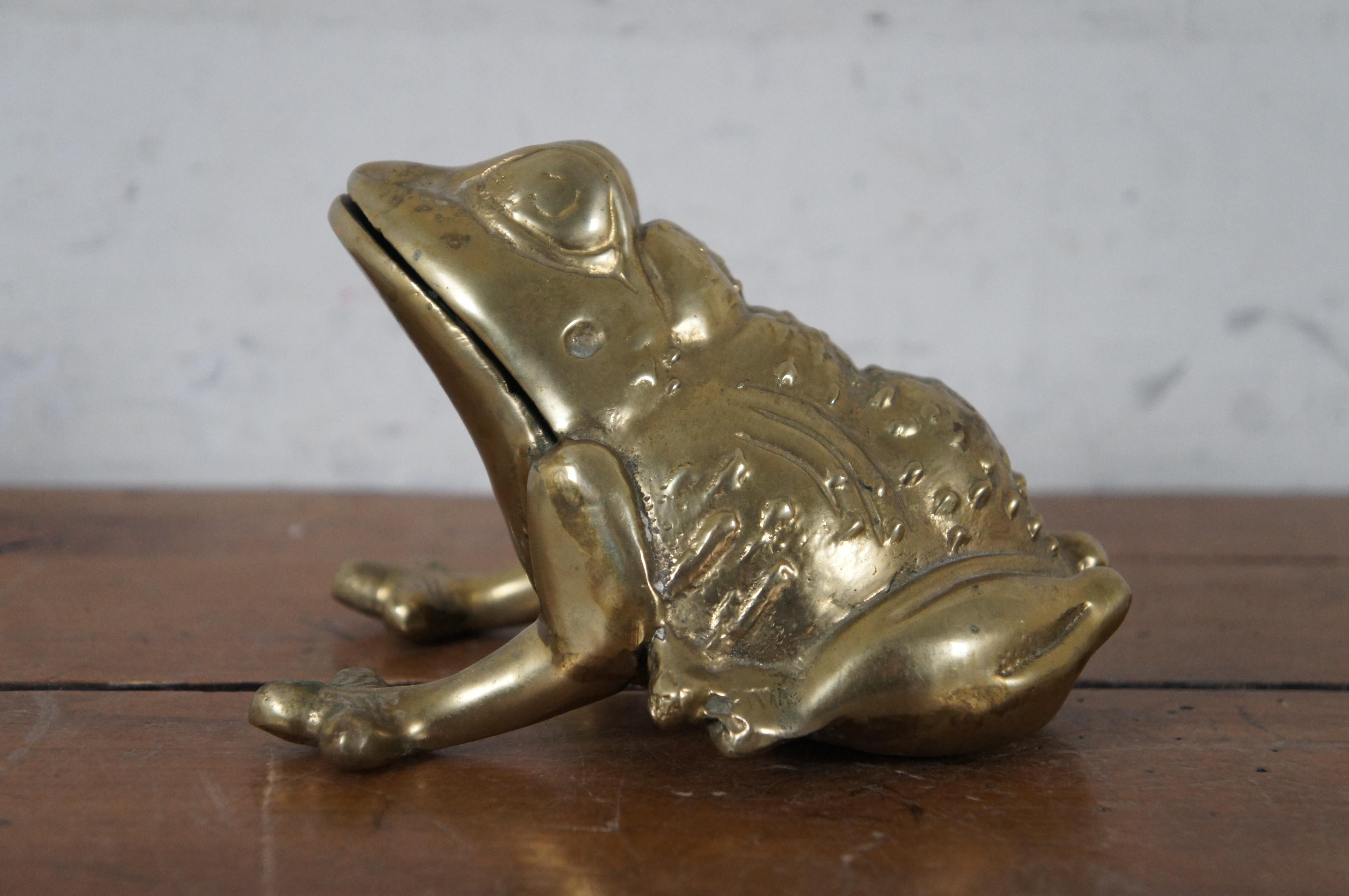 20th Century Vintage Cast Brass Frog Toad Letter Holder Figurine Paperweight 5.5