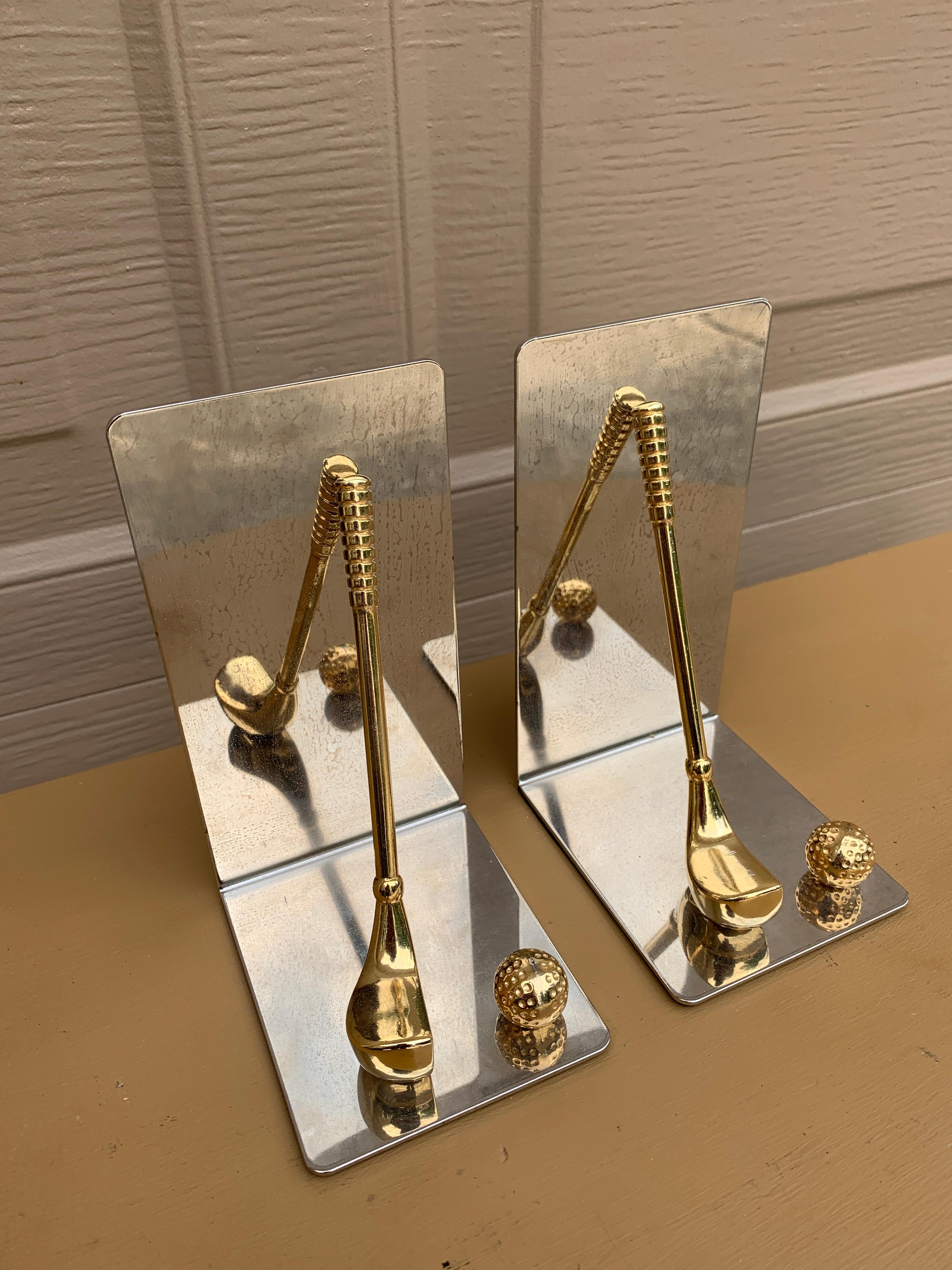 Vintage Cast Brass Golf Club Bookends, Pair In Good Condition For Sale In Elkhart, IN