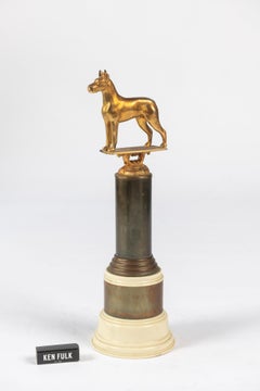 Trofeo Alano d'epoca in ottone fuso, montato su bachelite